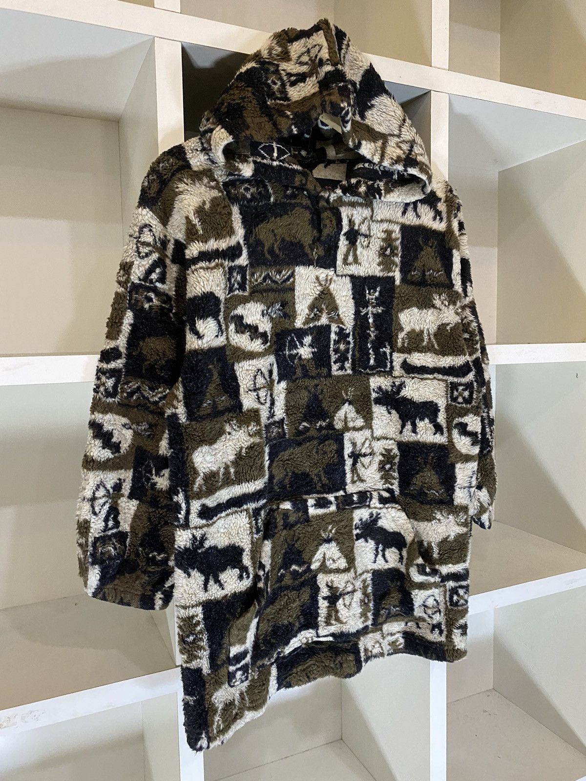 Japanese Brand × Vintage Printed Fleece Hoodie by Flapaoodles Outerwear Size US S / EU 44-46 / 1 - 4 Thumbnail