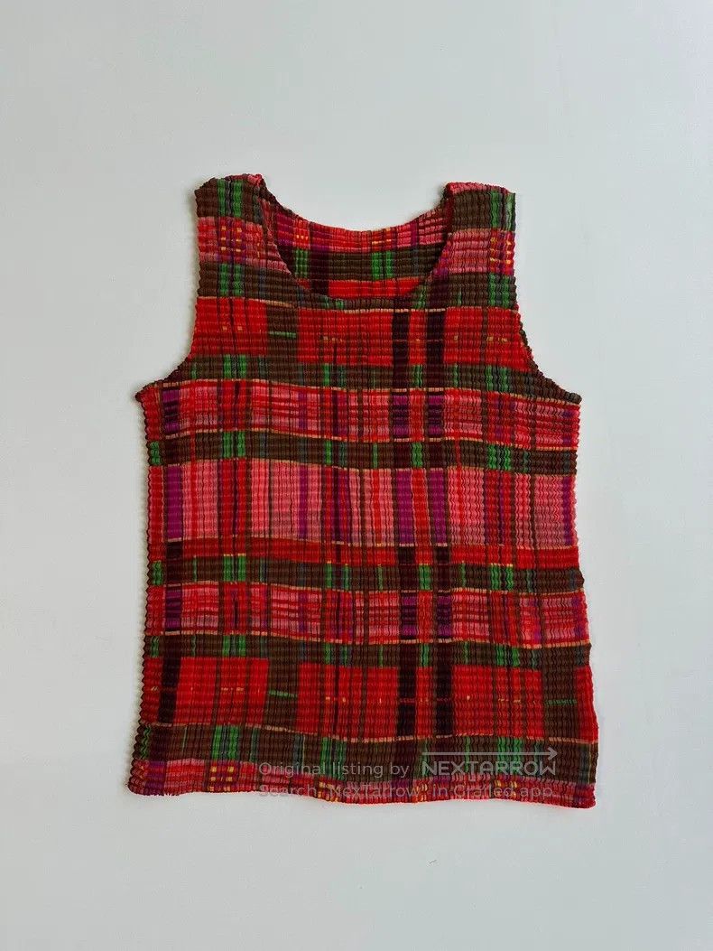 Issey Miyake Issey Miyake Pleated Vest Size M / US 6-8 / IT 42-44 - 1 Thumbnail