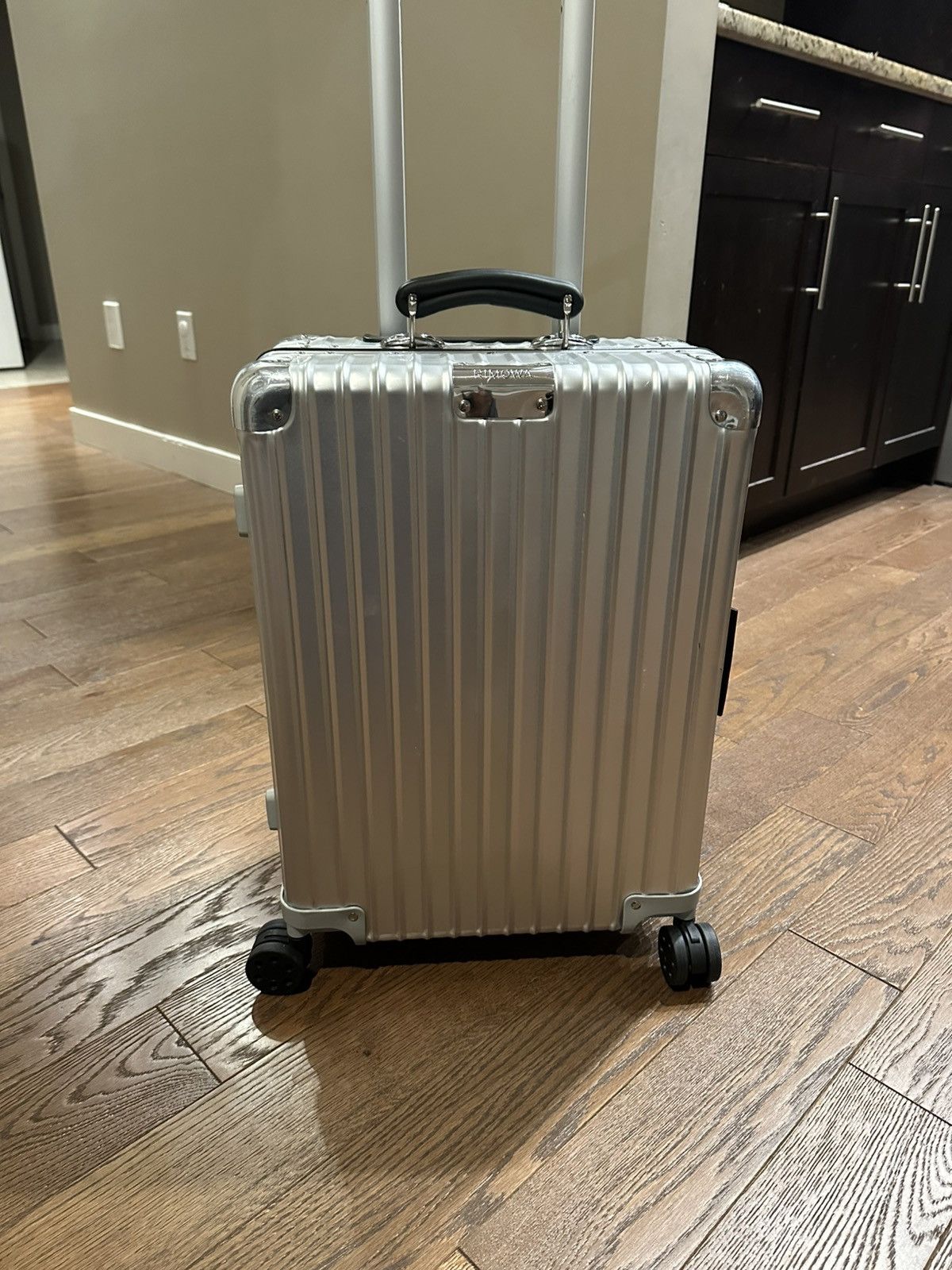 Rimowa Rimowa Aluminum Classic Cabin Carry On Silver Suitcase Size ONE SIZE - 12 Thumbnail