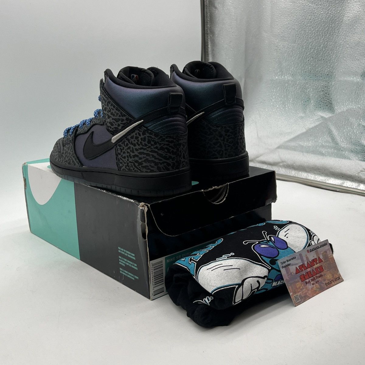 Nike Black sheep x nike dunk high sb black hornet Size US 6 / EU 39 - 4 Thumbnail