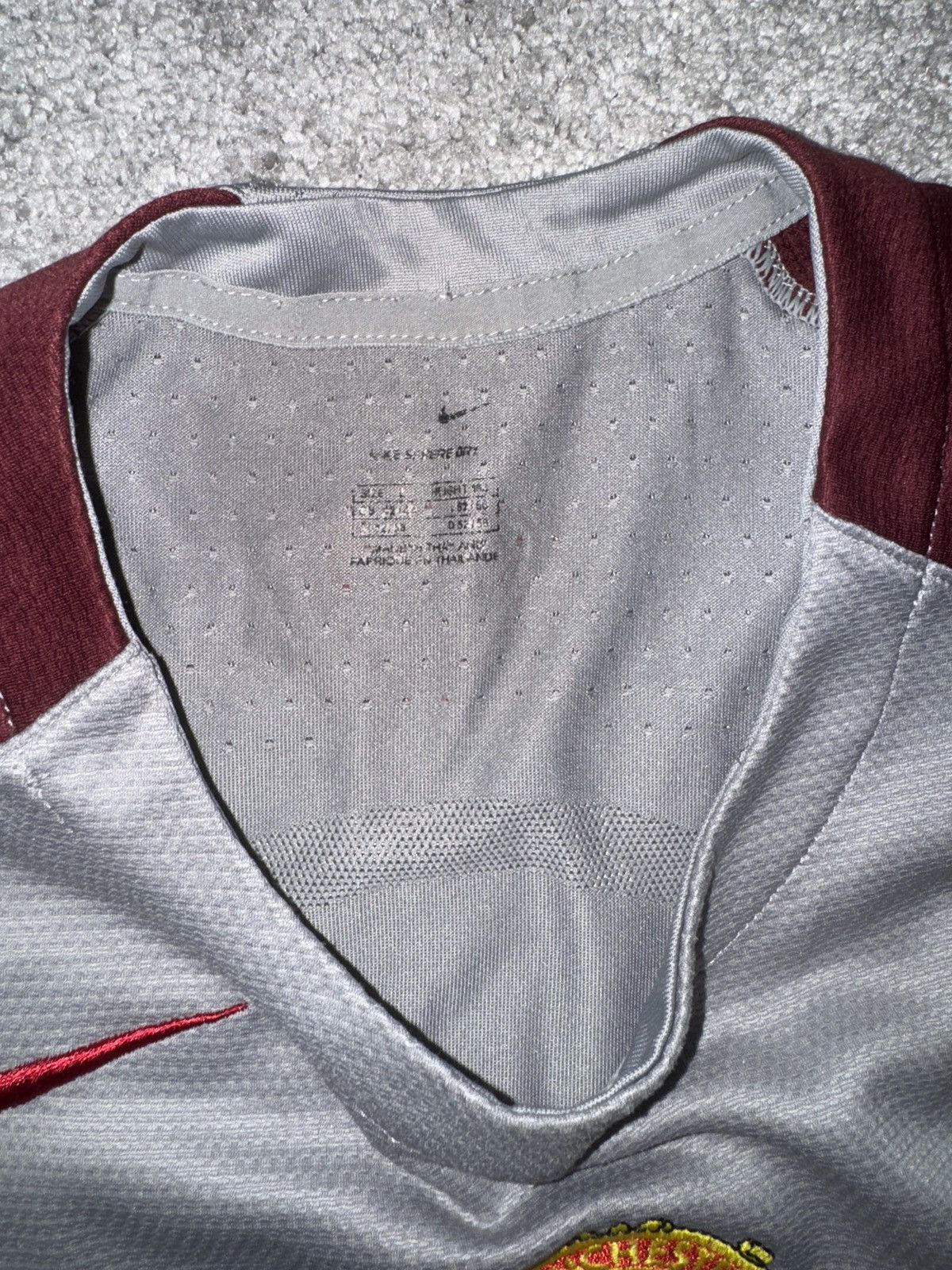 Other 2005-6 Manchester United training top Size US L / EU 52-54 / 3 - 4 Thumbnail