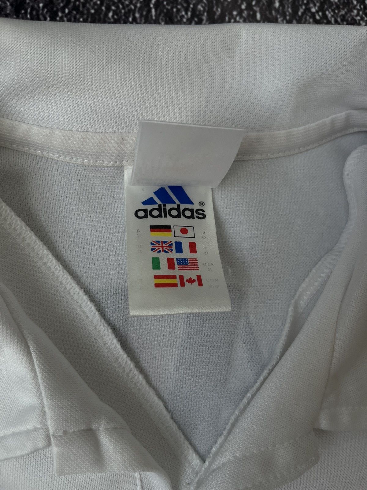 Adidas Vintage Adidas Real Madrid #7 RAUL 00’s Football Jersey Size US M / EU 48-50 / 2 - 17 Thumbnail
