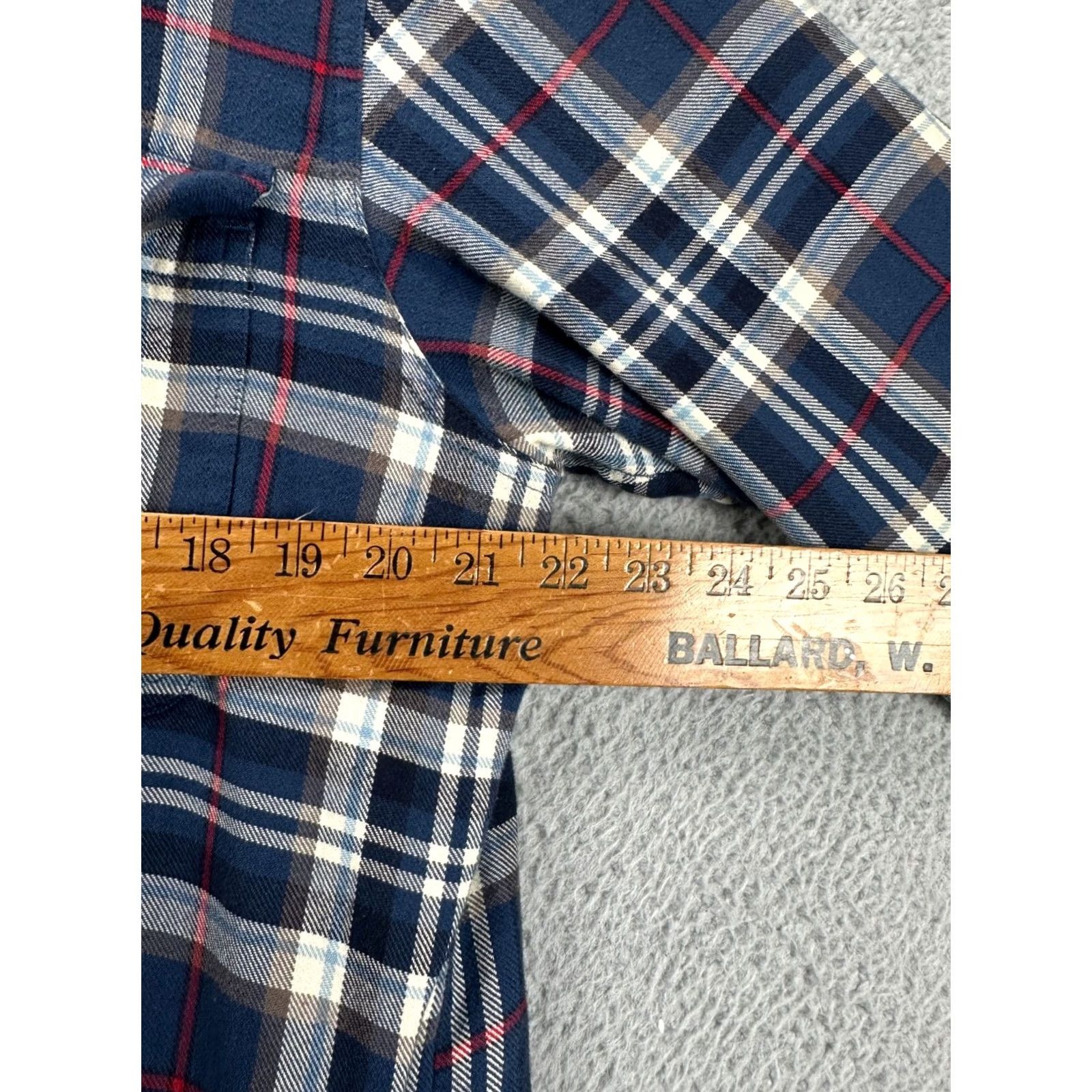 Vintage L.L. Bean Shirt Adult Medium Blue Plaid Traditional Fit Sherpa Lined Shacket Men Size US M / EU 48-50 / 2 - 7 Thumbnail