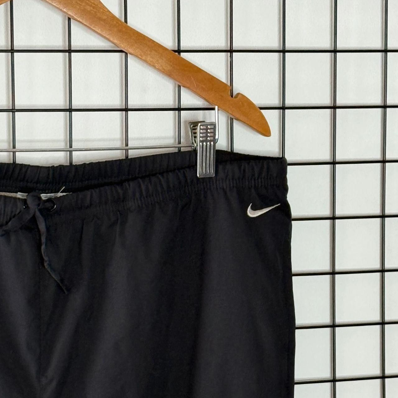 Nike Nike Trackpants Black Embroidred Swoosh Wide Leg Size US 32 / EU 48 - 5 Thumbnail