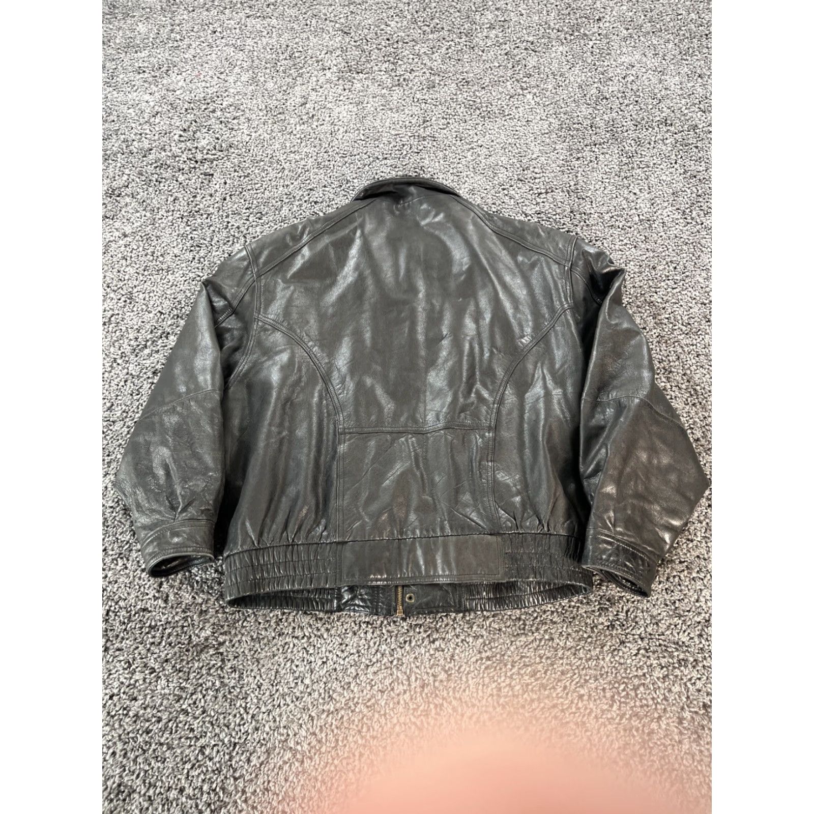 Vintage VINTAGE John Ashford Leather Bomber Jacket Mens L Black 90s Flight Aviator Lined Full Zip Pockets Size US L / EU 52-54 / 3 - 6 Thumbnail