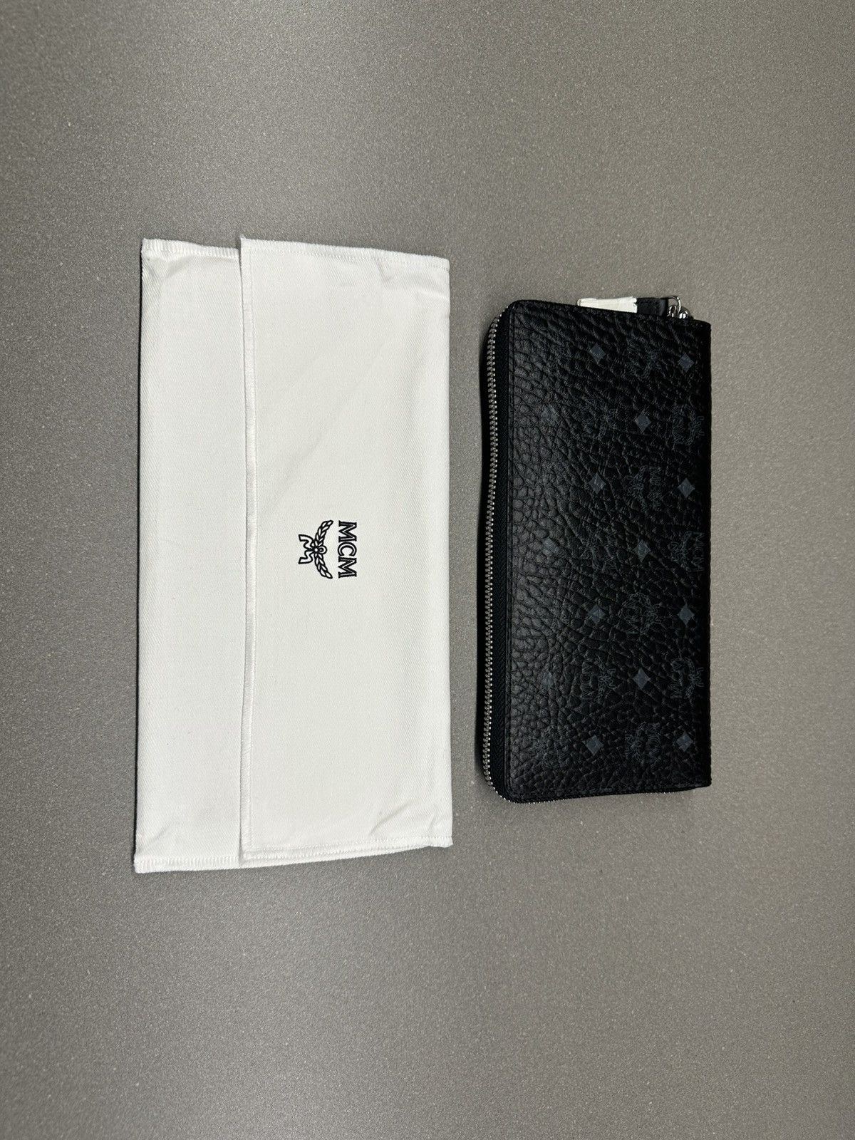 MCM MCM Visetos Large Zip Around Wallet Black Size ONE SIZE - 10 Thumbnail