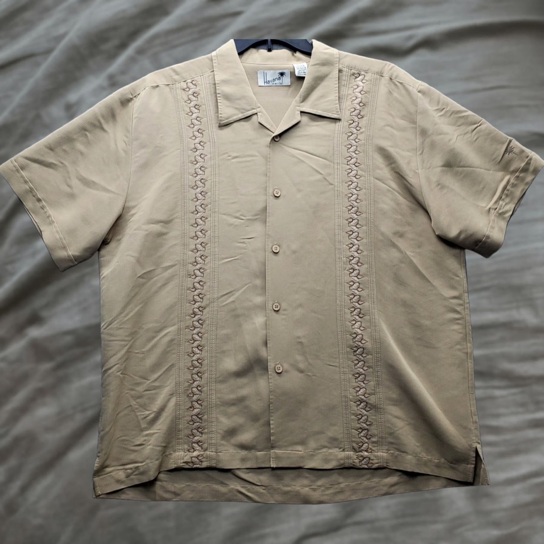 Vintage Havana Button-Up Shirt Mens XL Brown Rayon Short Sleeve Embroidered Side Slit Button-Up Shirt Size US XL / EU 56 / 4 - 1 Thumbnail