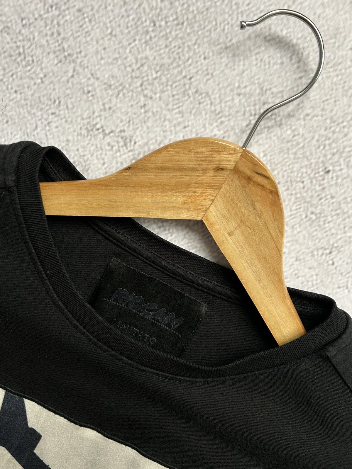 Designer × Limitato Limitato Riocam Premium Avant-garde man's t-shirt size XS Size US XS / EU 42 / 0 - 6 Thumbnail