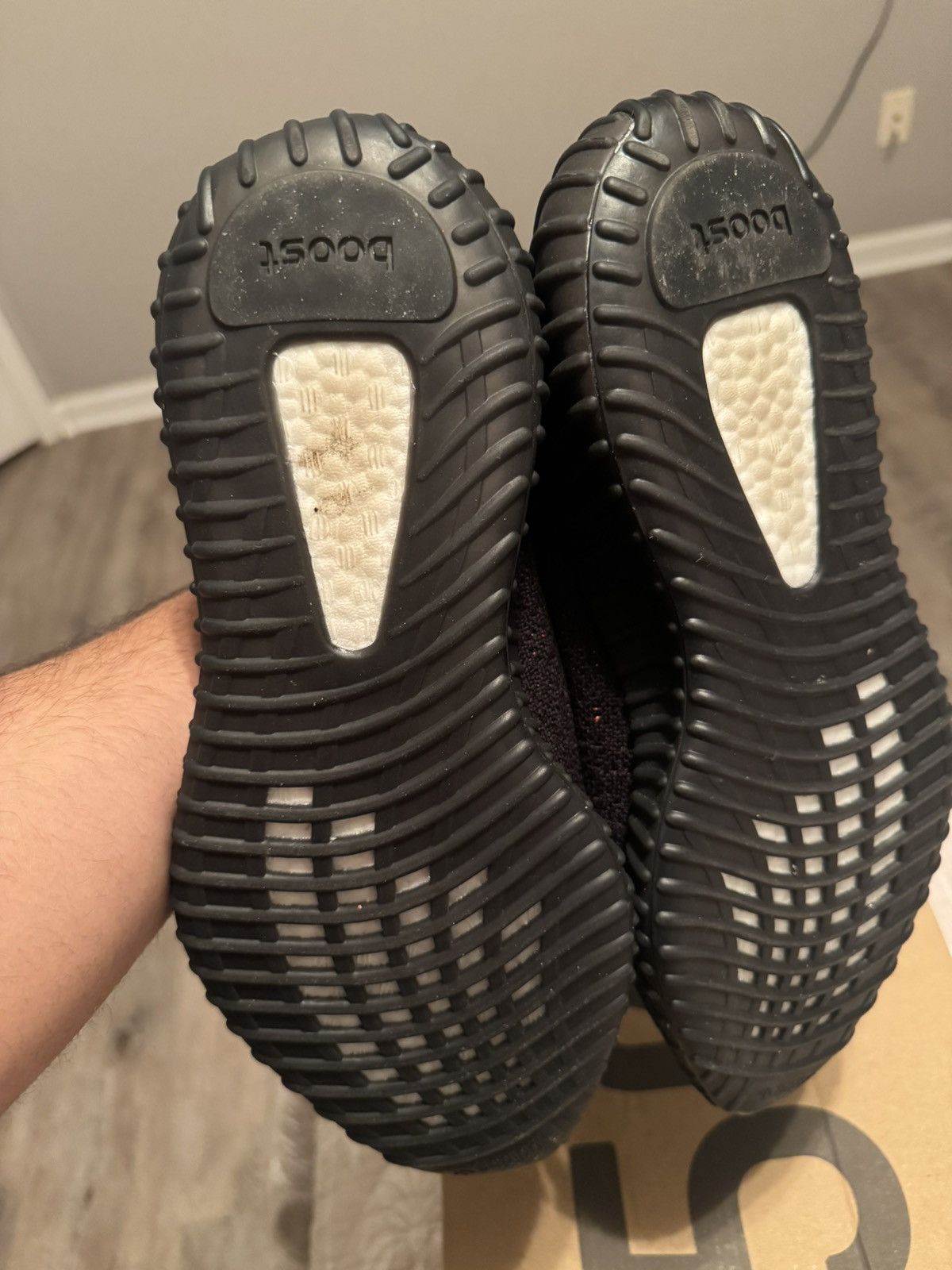 Yeezy Adidas Yeezy Boost 350 V2 Core Black Red / Red Stripe Size US 10 / EU 43 - 5 Thumbnail