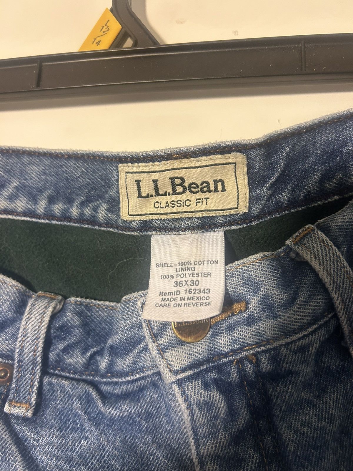 L.L. Bean L.L. Bean Fleece-Lined Jeans 36x30 Classic Fit Denim Size US 36 / EU 52 - 2 Thumbnail