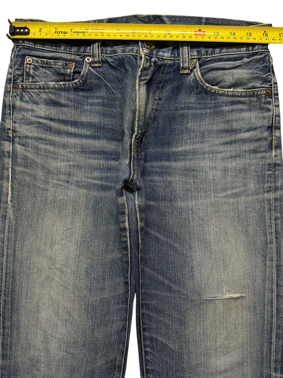 Uniqlo Vintage Y2K Japan Uniqlo Faded Wash Whiskers Straight Loose Size US 32 / EU 48 - 8 Thumbnail