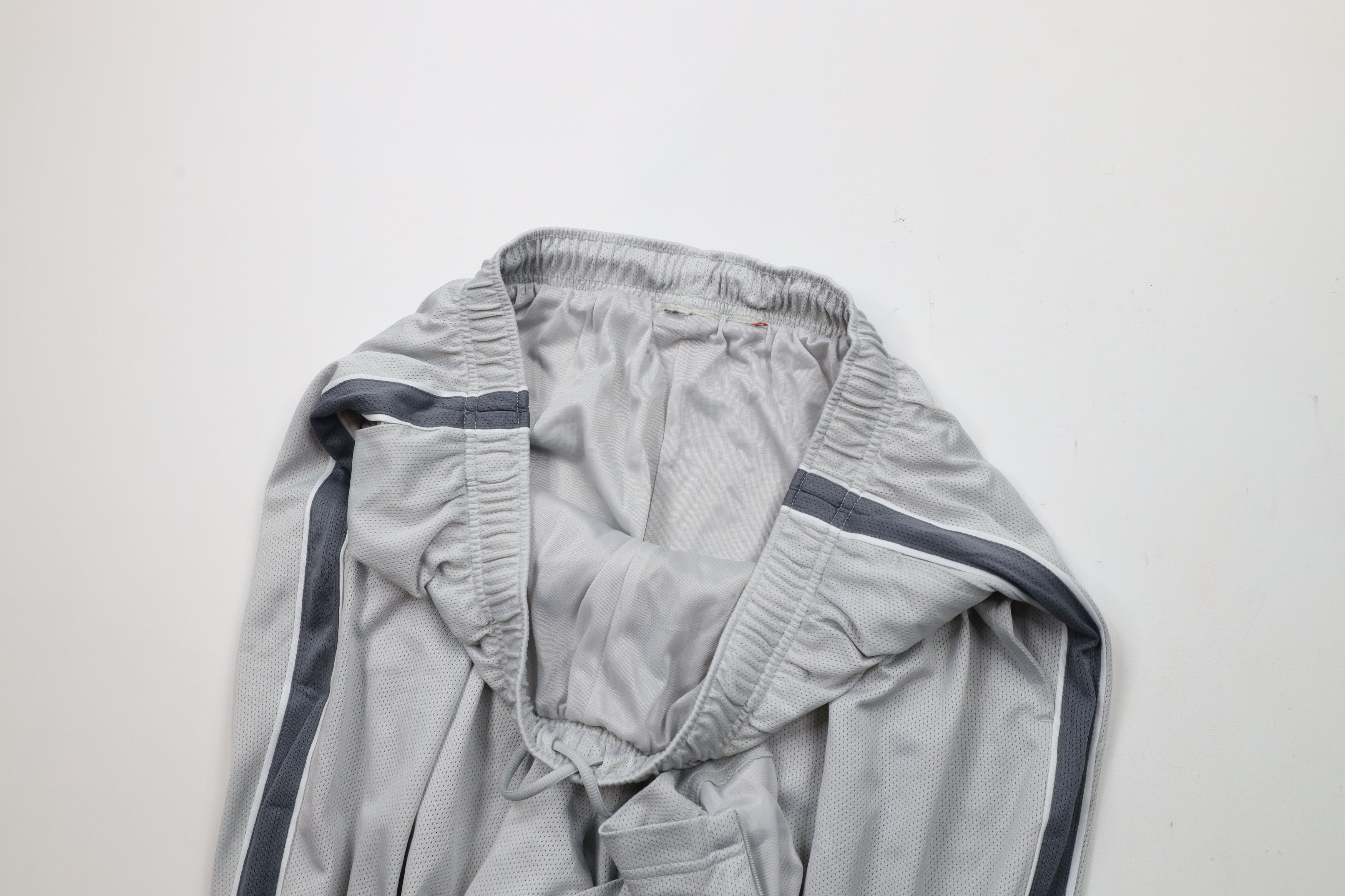Vintage Vintage 90s Streetwear Lined Wide Leg Mesh Sweatpants Gray Size US 38 / EU 54 - 7 Thumbnail