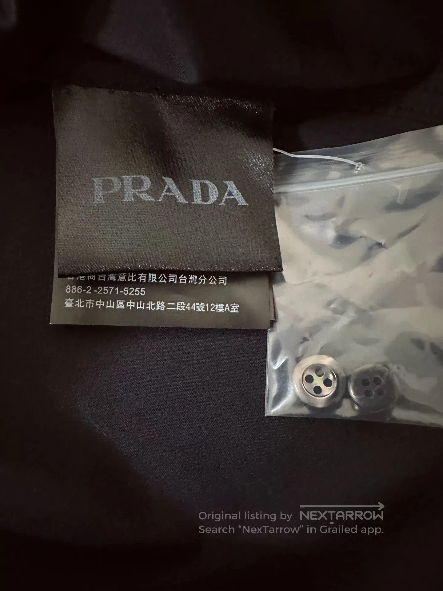 Prada PRADA Black Casual Shirt. Size US XL / EU 56 / 4 - 7 Thumbnail