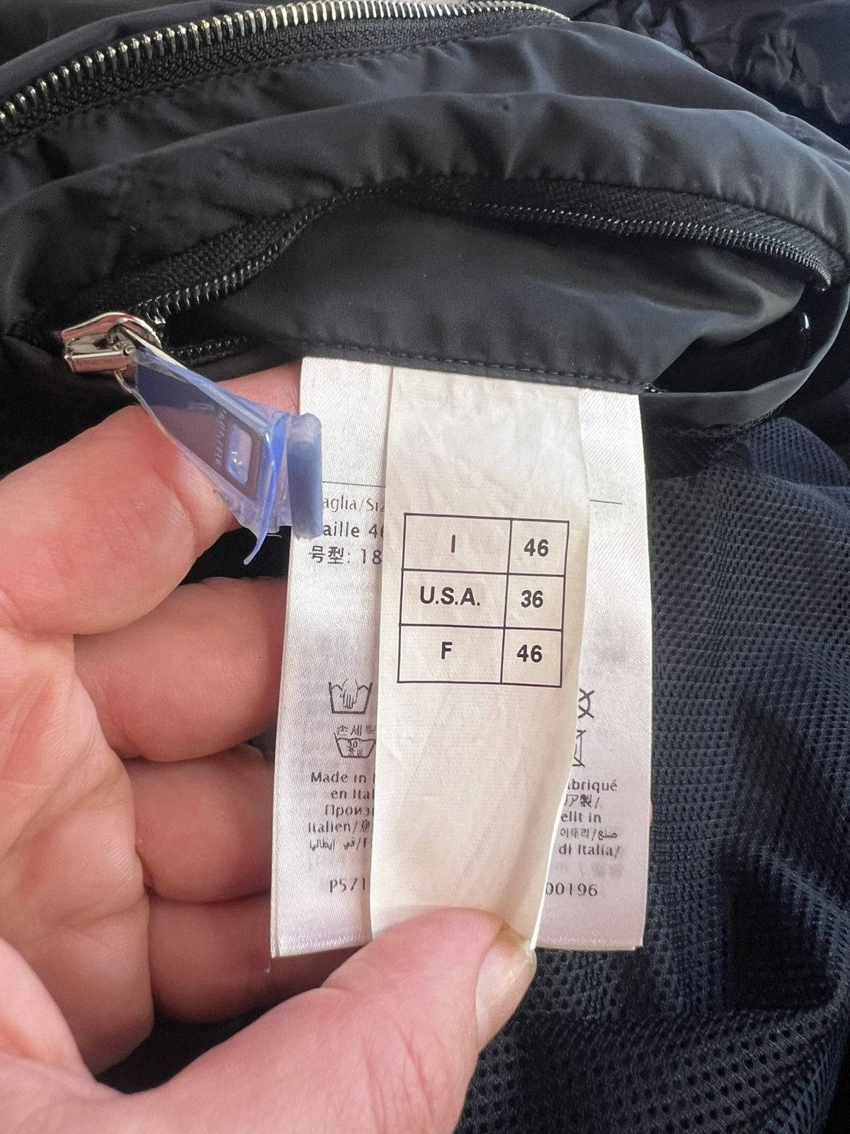 Valentino Valentino Black Nylon Windbreaker Jacket Size US S / EU 44-46 / 1 - 11 Thumbnail