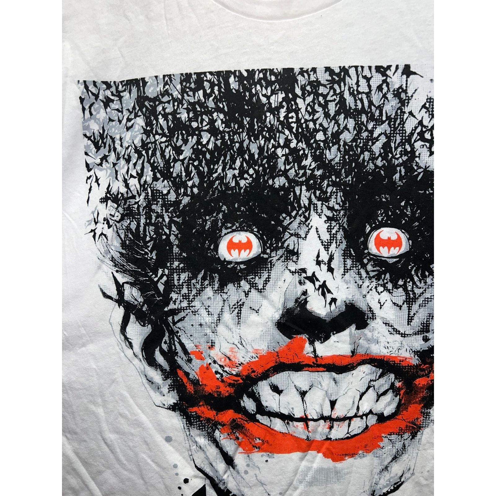 Vintage Batman The Joker Shirt White Graphic Tee Halloween NWT 2XL Size US XXL / EU 58 / 5 - 2 Thumbnail