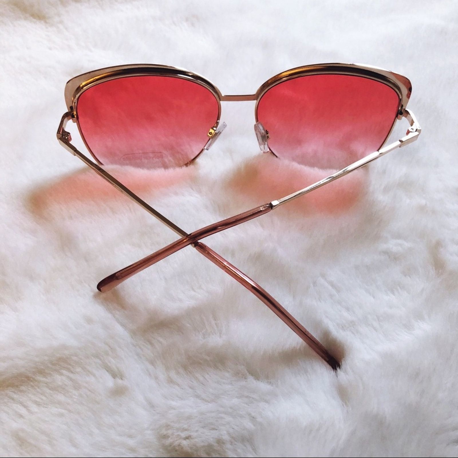 Other Robbie Pink Full Rim Retro Cat Eye Sunglasses Size ONE SIZE - 6 Thumbnail