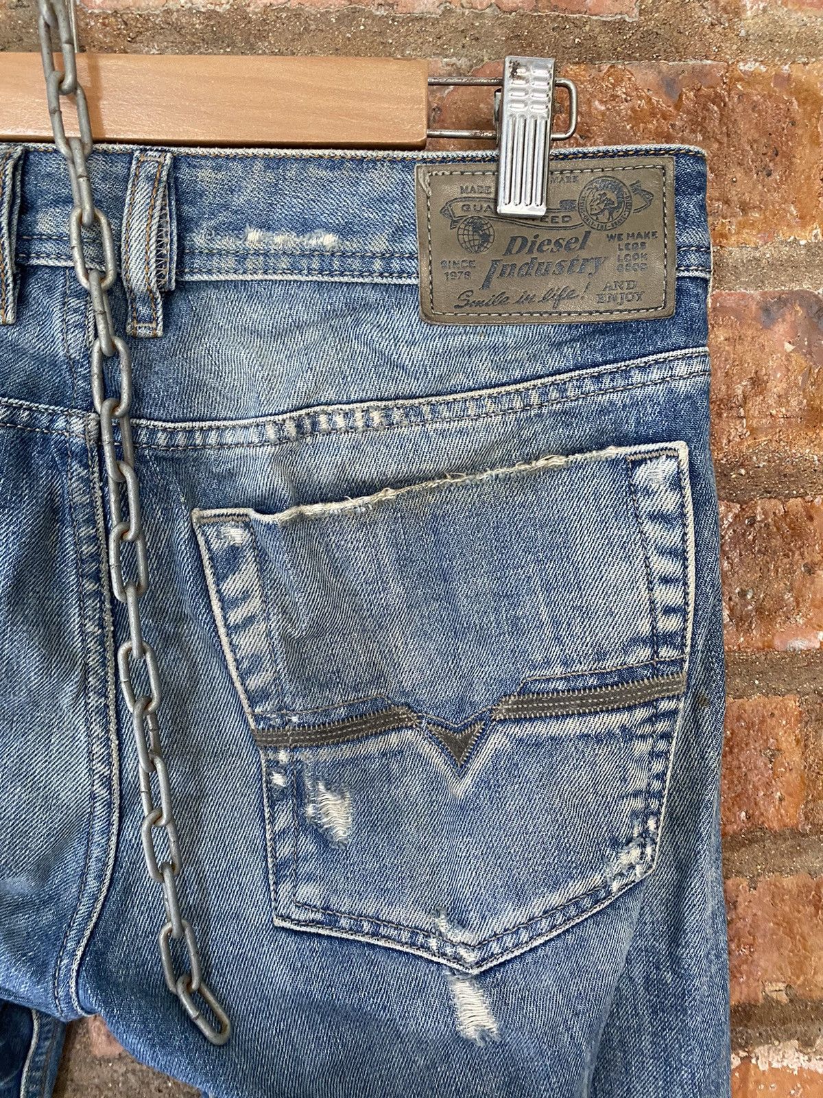 Diesel 2000s Diesel Distressed Dirty Whisker raw flare denim Size US 33 - 21 Thumbnail