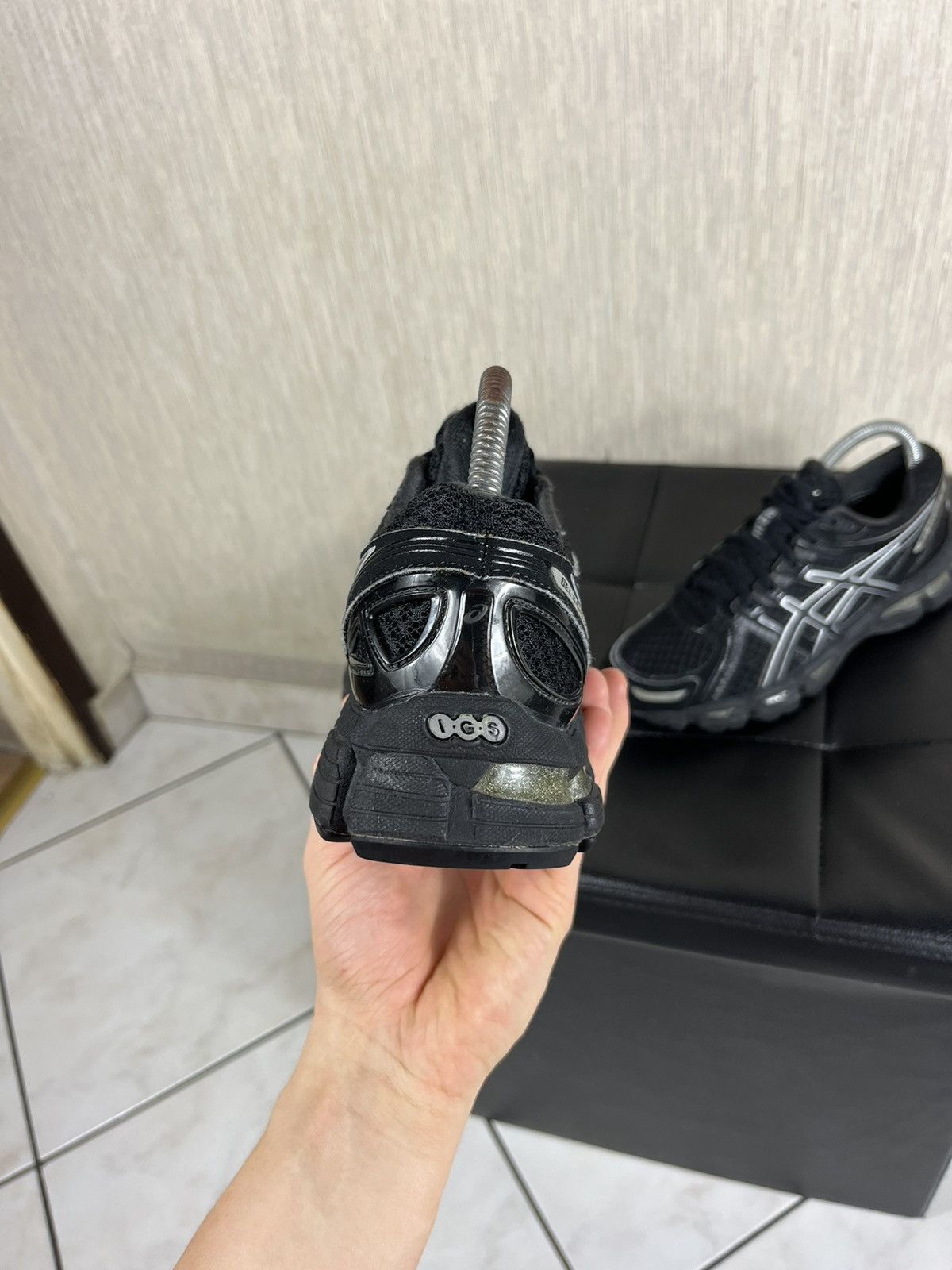Asics × Vintage Vintage Asics gel-kayano 19 black silver mesh sneakers shoes Size US 7 / EU 40 - 7 Thumbnail