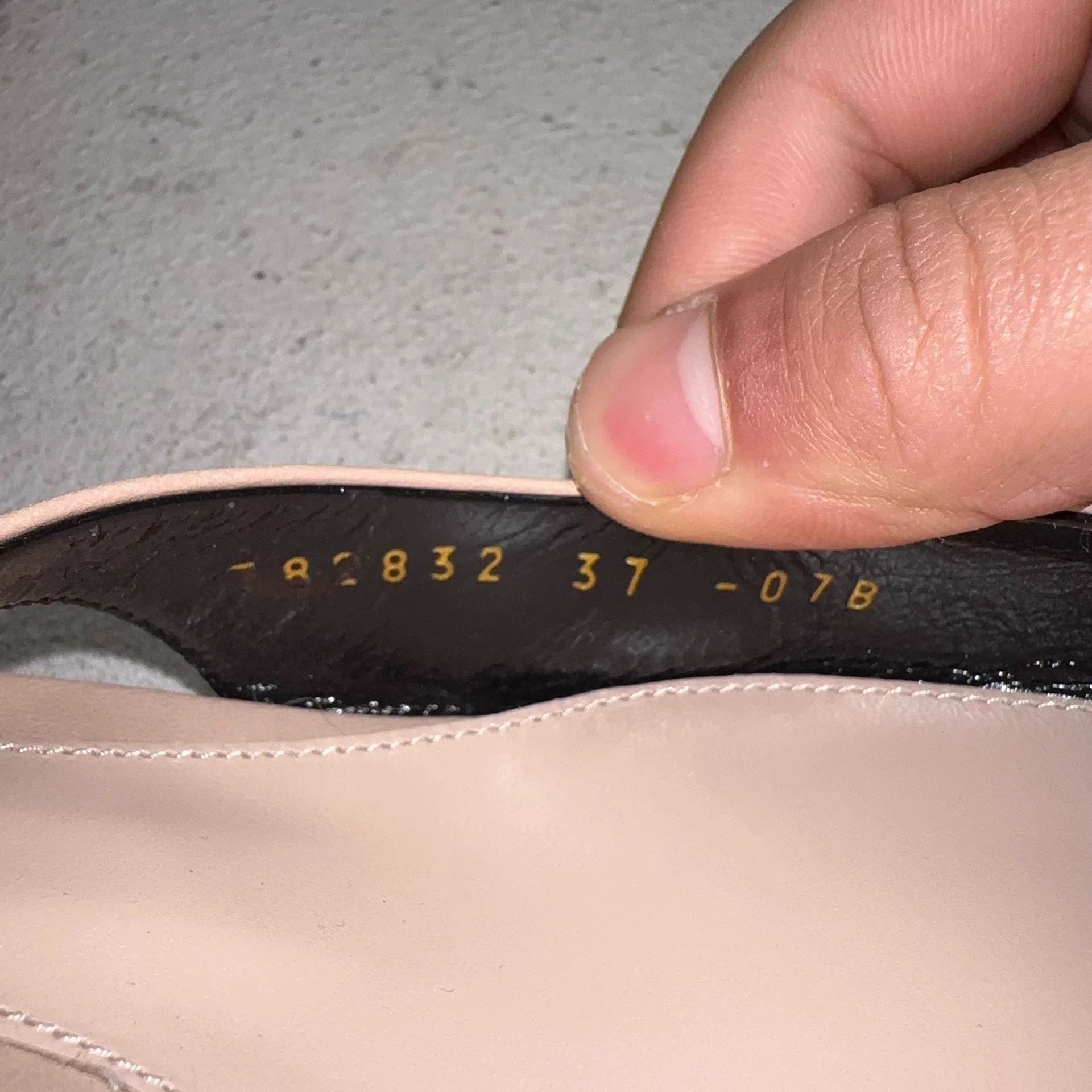 Gucci Gucci pointed toe mule sandal latte 37 Size US 6 / IT 36 - 5 Thumbnail