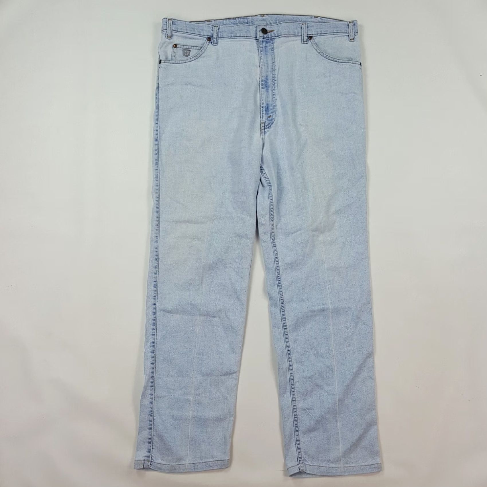 Levi's VINTAGE Levi's Relaxed Jeans Mens 40x30 Straight Denim Blue 80s 90s Grunge Retro Work Western USA Boots Size US 40 / EU 56 - 2 Thumbnail