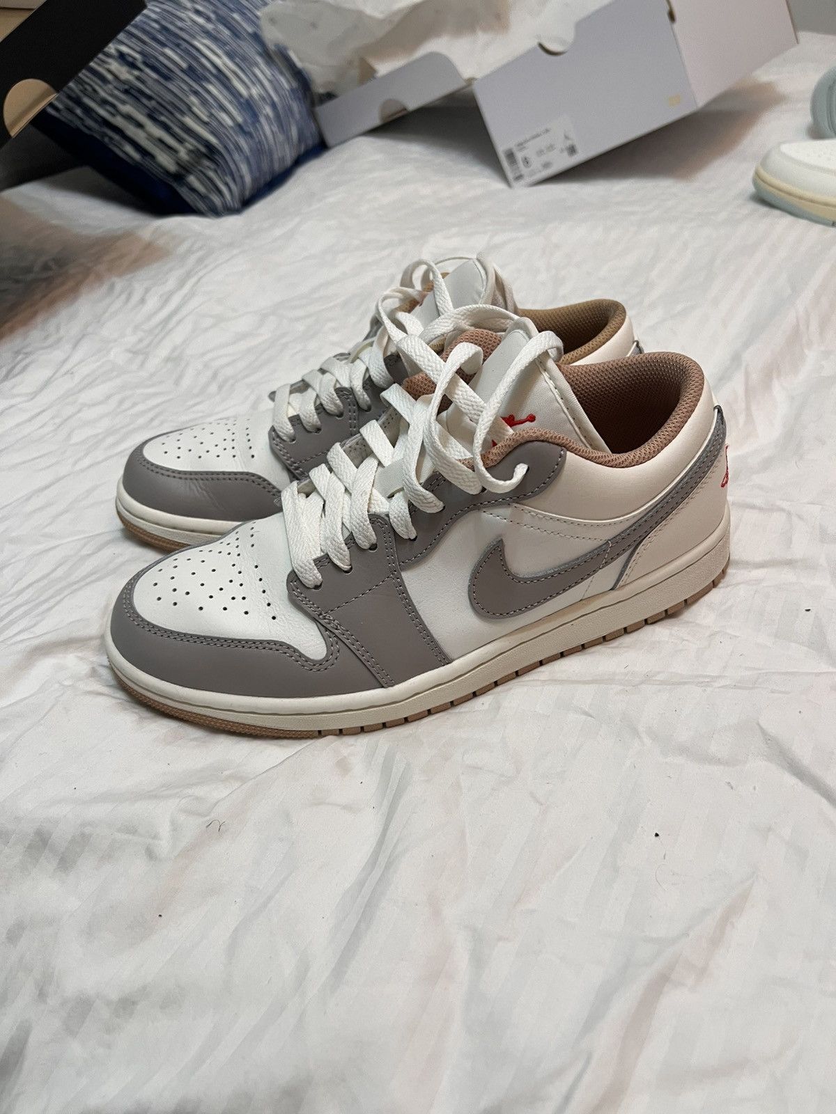 Nike Nike Jordan 1 Low Size US 7 / EU 40 - 5 Thumbnail