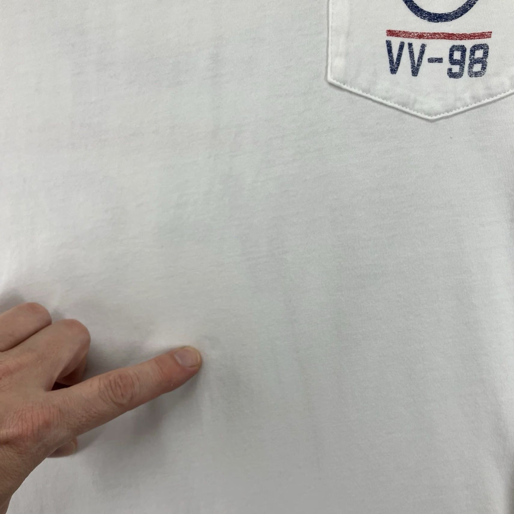 Vineyard Vines Vineyard Vines Men's Long Sleeve T-Shirt Crew Neck Graphic Print 90s Nautical Beach White Large Size US L / EU 52-54 / 3 - 6 Thumbnail