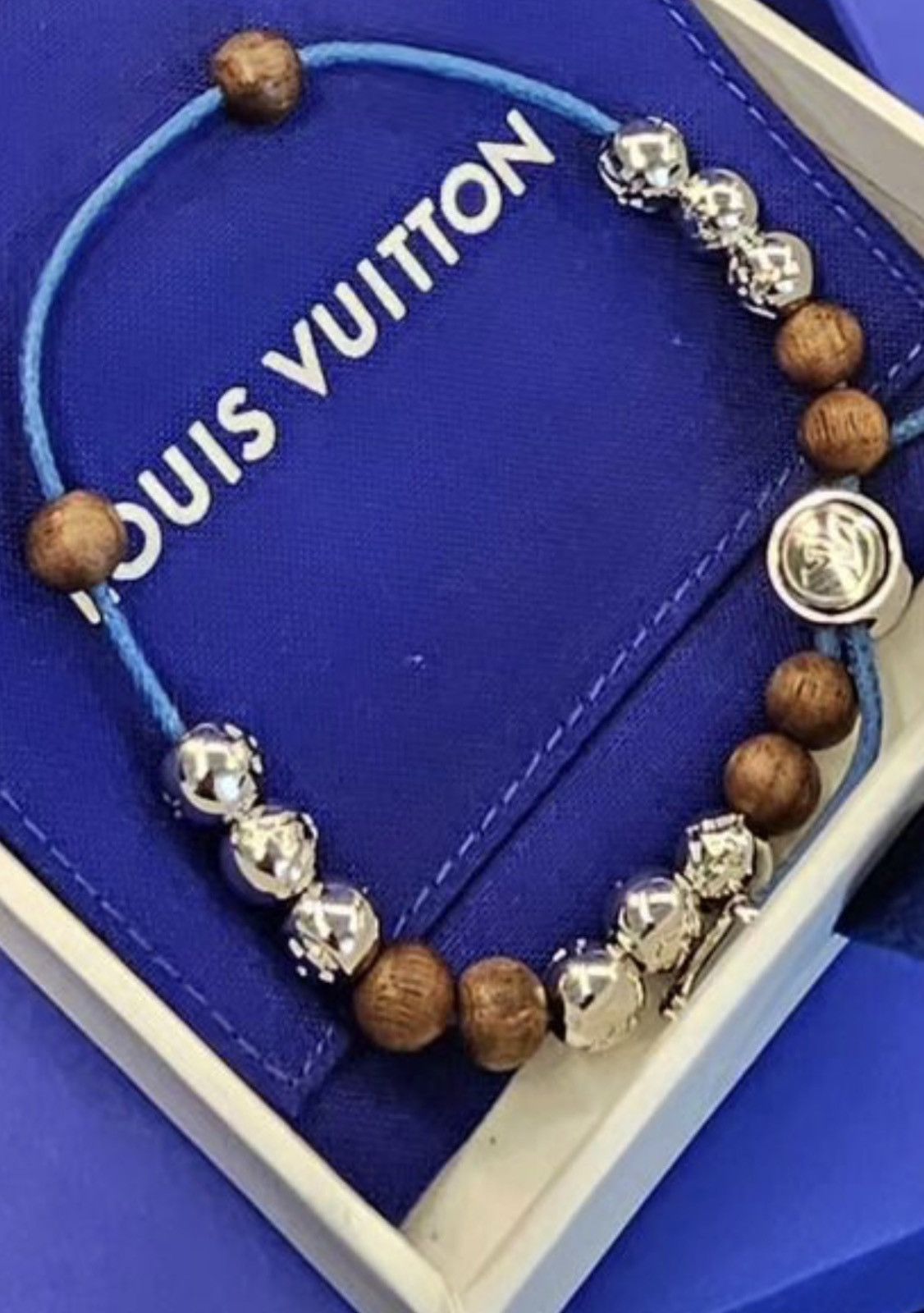 Louis Vuitton × Pharrell 🔥 Rare Louis Vuitton Pre fall 2024 Show beaded Bracelet Size ONE SIZE - 4 Thumbnail