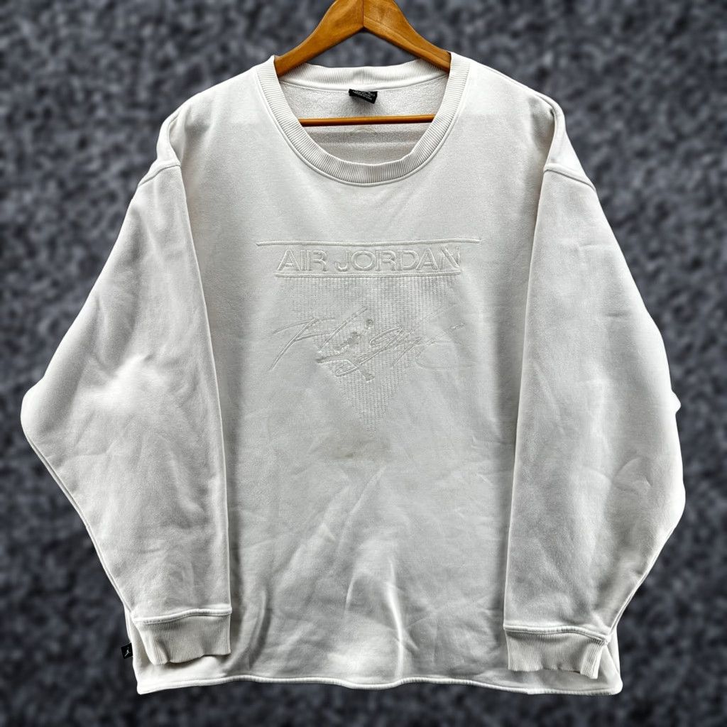 Jordan Brand Air Jordan Sweatshirt White Men's 2XL Long Sleeve Fleece Crew Neck Pullover Cotton Blend Regular Crew Neck Size US XXL / EU 58 / 5 - 1 Thumbnail