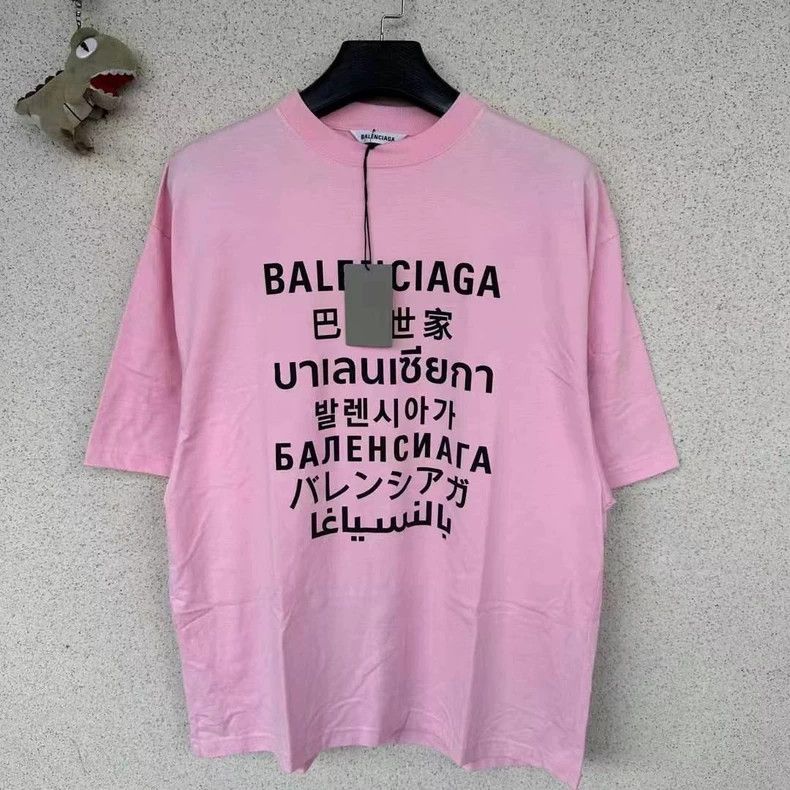 Balenciaga Balenciaga Pink seven-language short sleeve m size Size US M / EU 48-50 / 2 - 1 Thumbnail