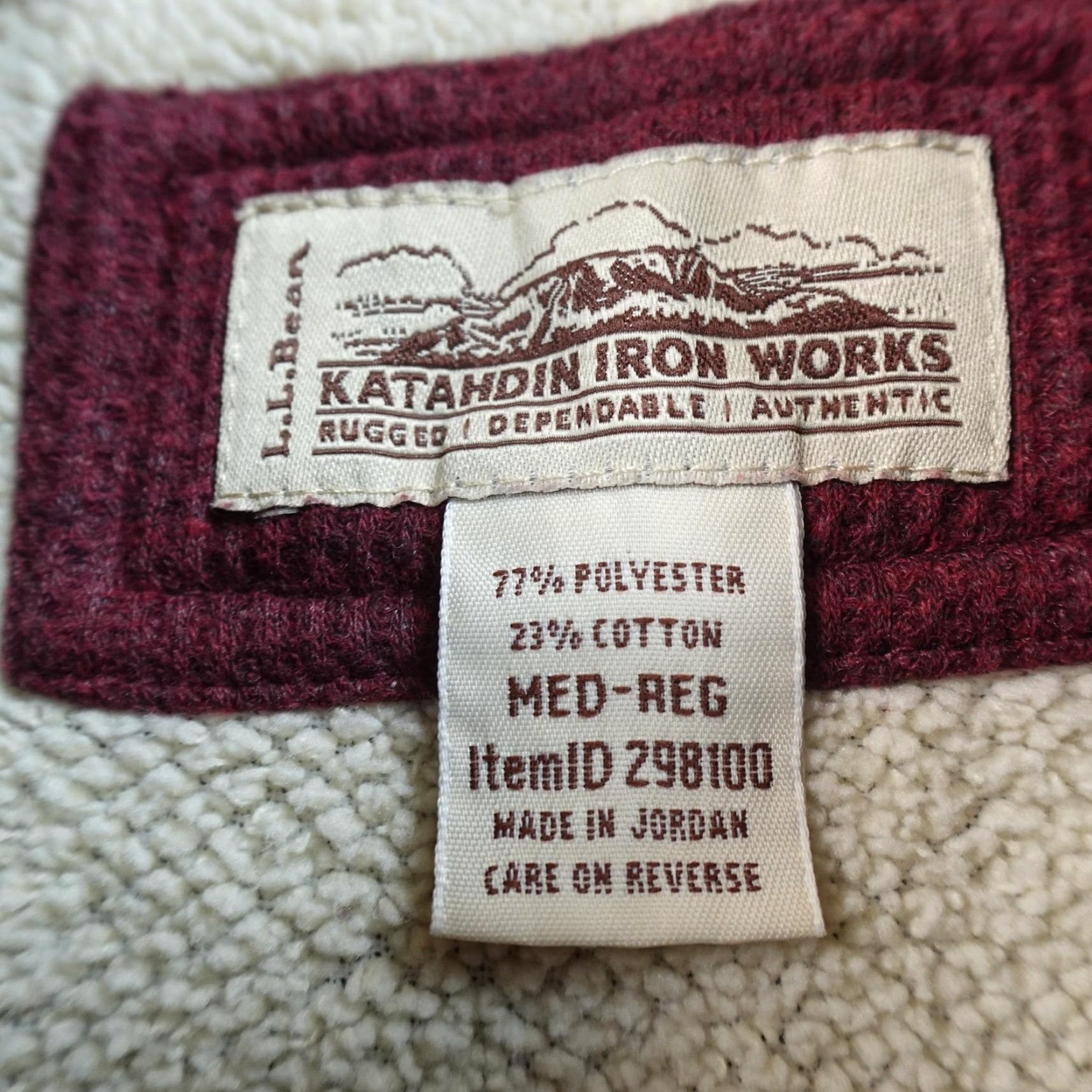 Vintage VINTAGE LL Bean Sweatshirt Mens M Red Henley Waffle Knit Fleece Lined Thermal Katahdin Size US M / EU 48-50 / 2 - 4 Thumbnail