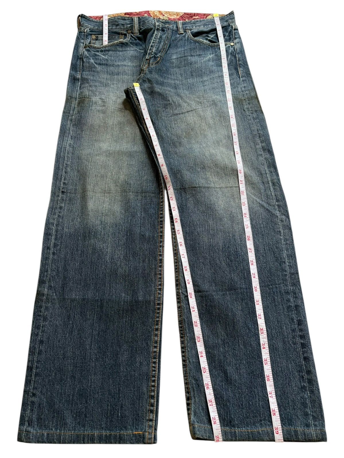 Japanese Brand Vintage Japanese Brand Sugoi Koi Fish Embroidered Baggy Jean Size US 32 / EU 48 - 13 Thumbnail