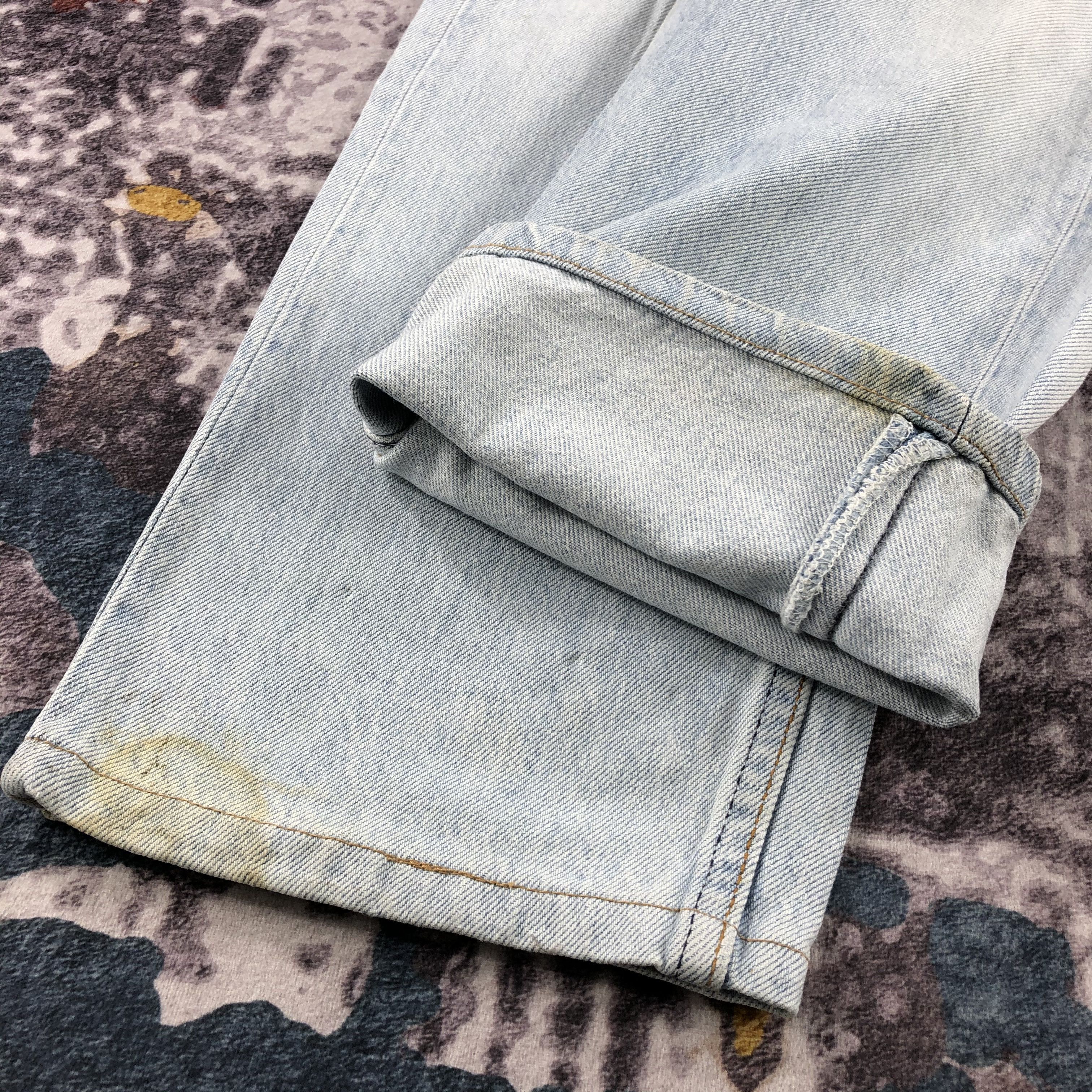 Levi's × Vintage Vintage 90s Light Wash Levis 501 Jeans-JM2195 Size US 28 / EU 44 - 8 Thumbnail