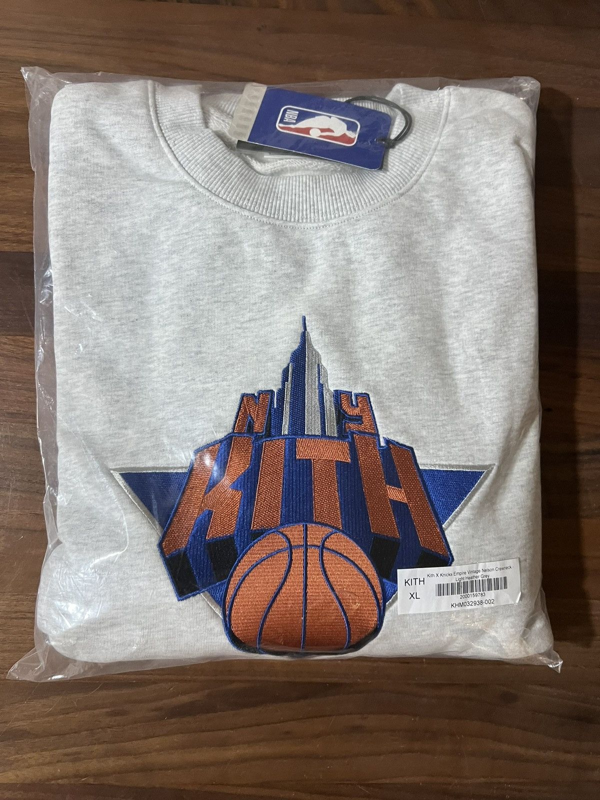 Kith Kith for New York Knicks Empire Vintage Nelson Crewneck XL Size US XL / EU 56 / 4 - 7 Thumbnail