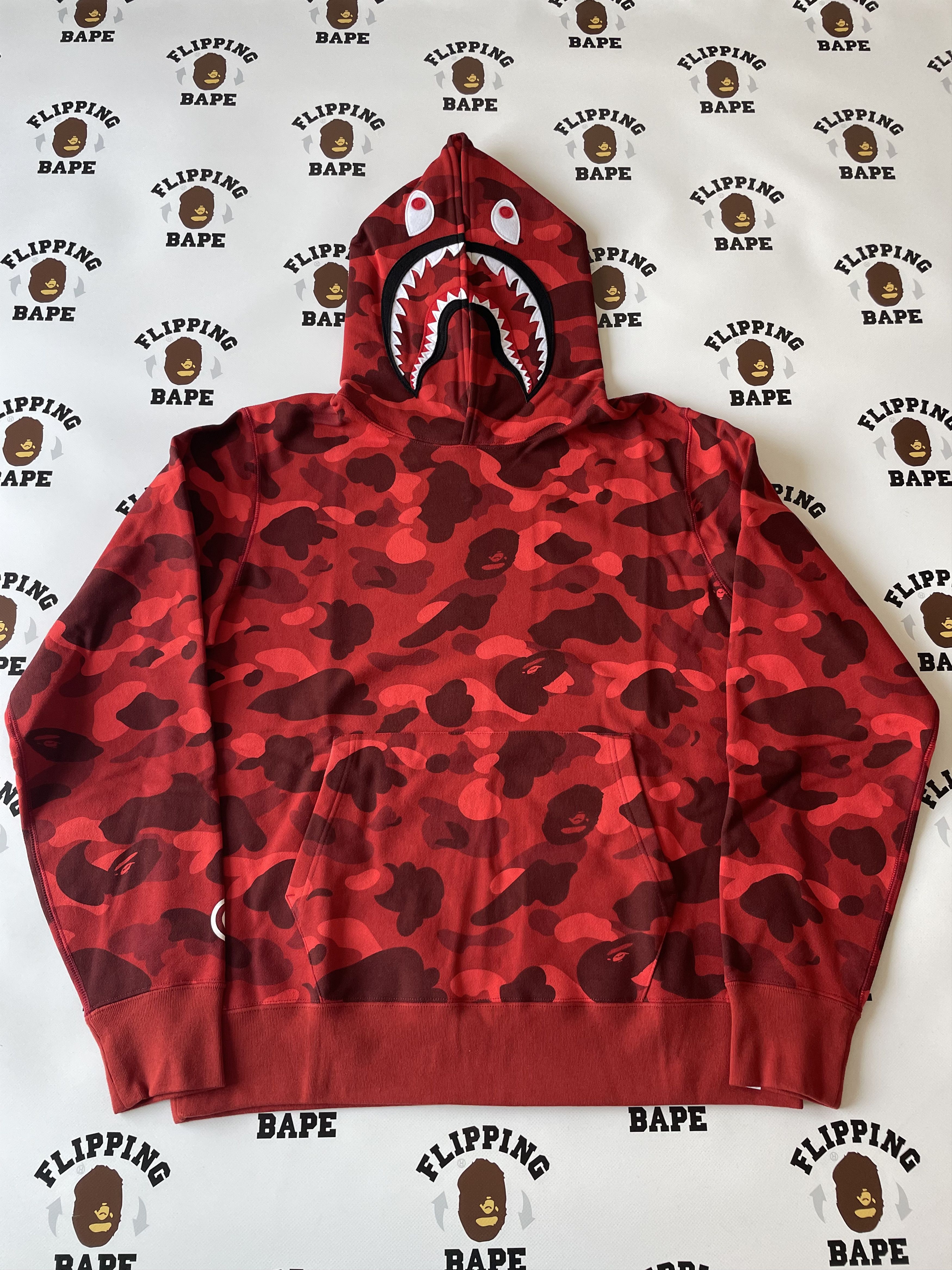 Bape BAPE COLOR CAMO SHARK PULLOVER HOODIE SS24 Size US L / EU 52-54 / 3 - 1 Thumbnail