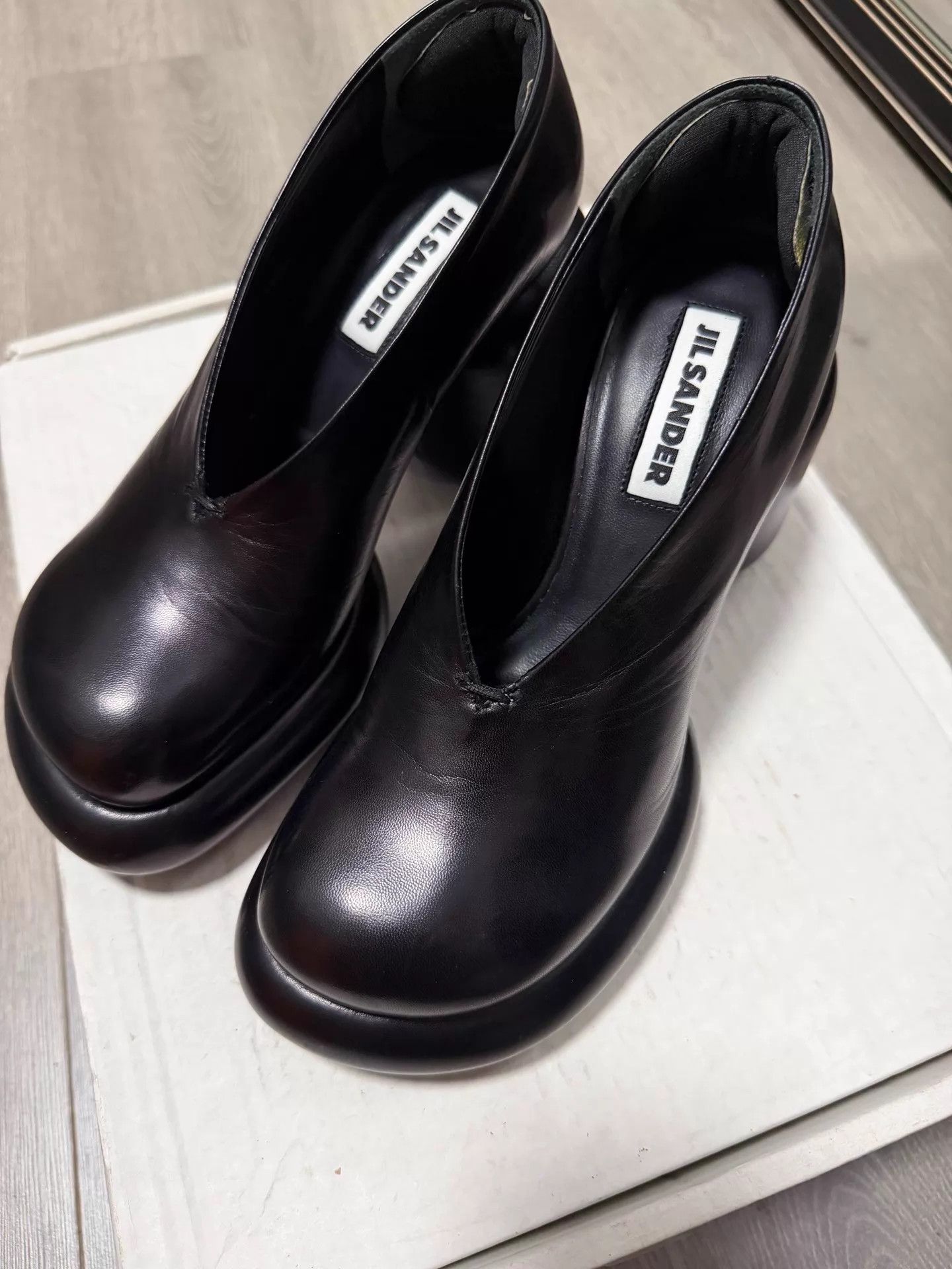 Jil Sander Jil Sander Women's High Heel Pump 36 With Heel Grips Worn Once Size US 5.5 / IT 35.5 - 1 Thumbnail