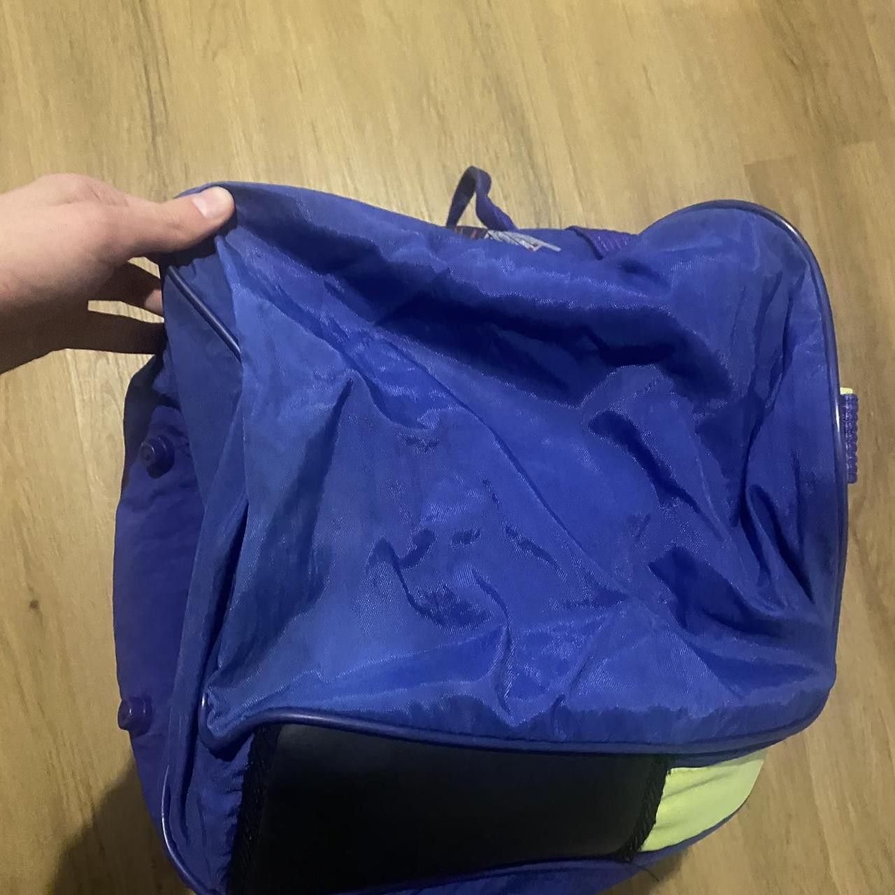 Nike 90s Vintage Nike blue and green duffel big bag nike Size ONE SIZE - 7 Thumbnail