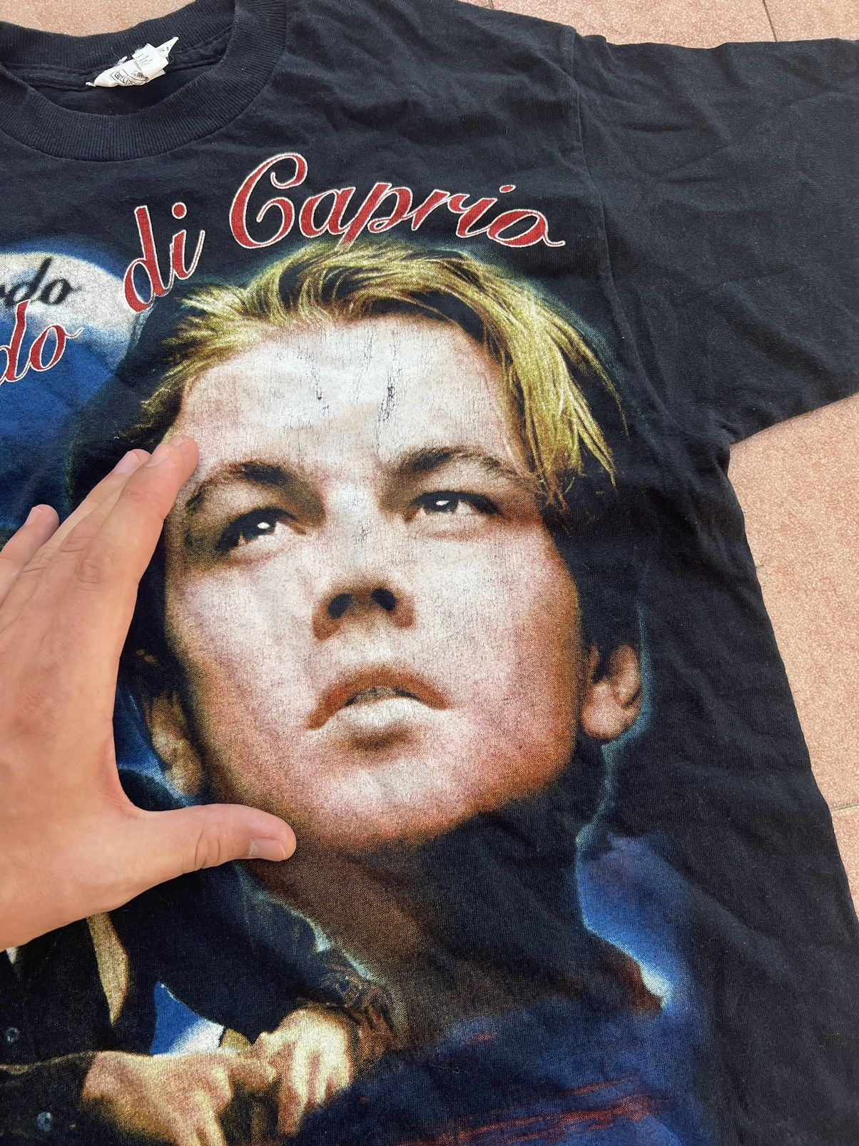 Vintage Vintage Leonardo DiCaprio Movie Shirt Size US S / EU 44-46 / 1 - 4 Thumbnail
