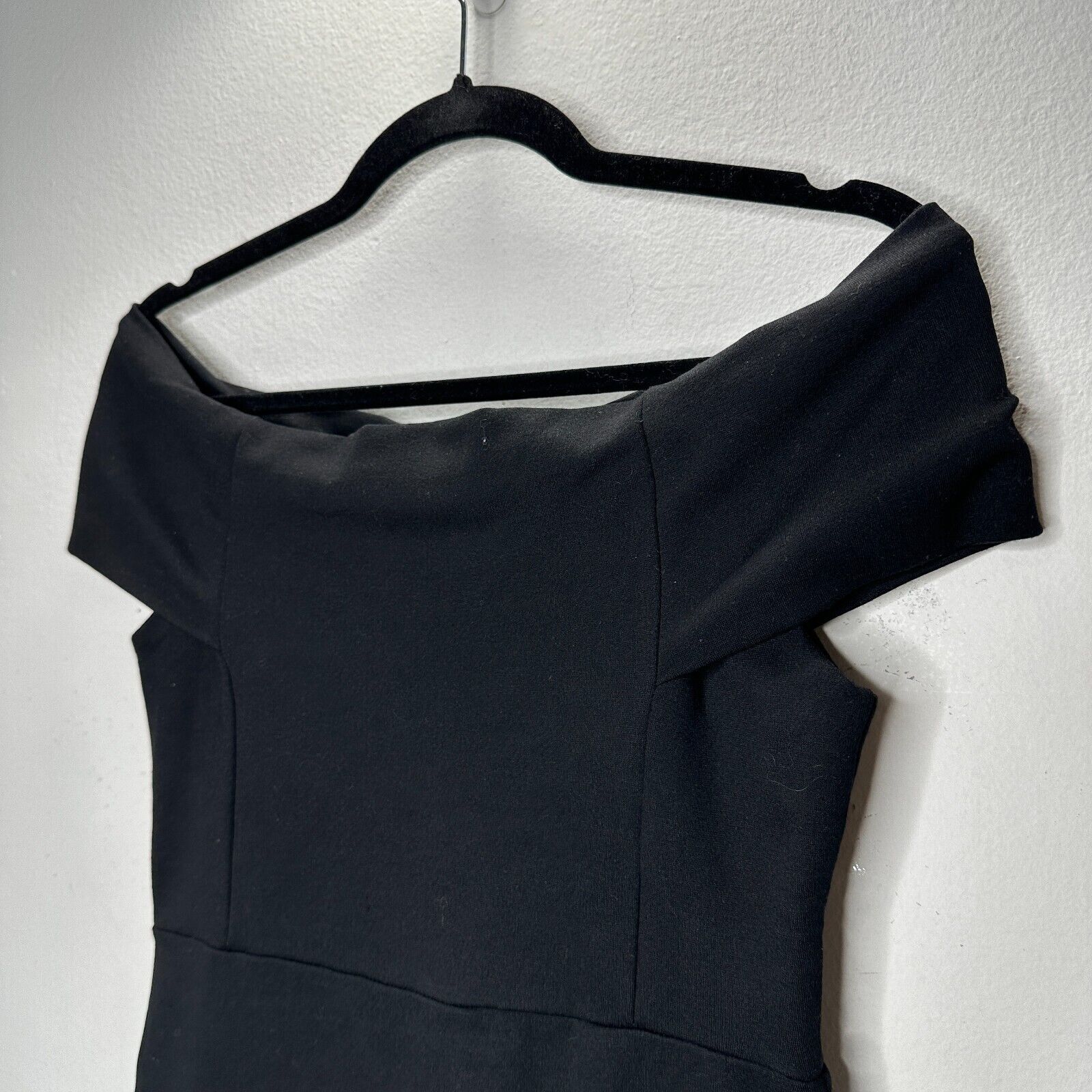 Zara Zara Sexy Black Off-Shoulder Bandeau bodycon Dress Medium Size M / US 6-8 / IT 42-44 - 5 Thumbnail