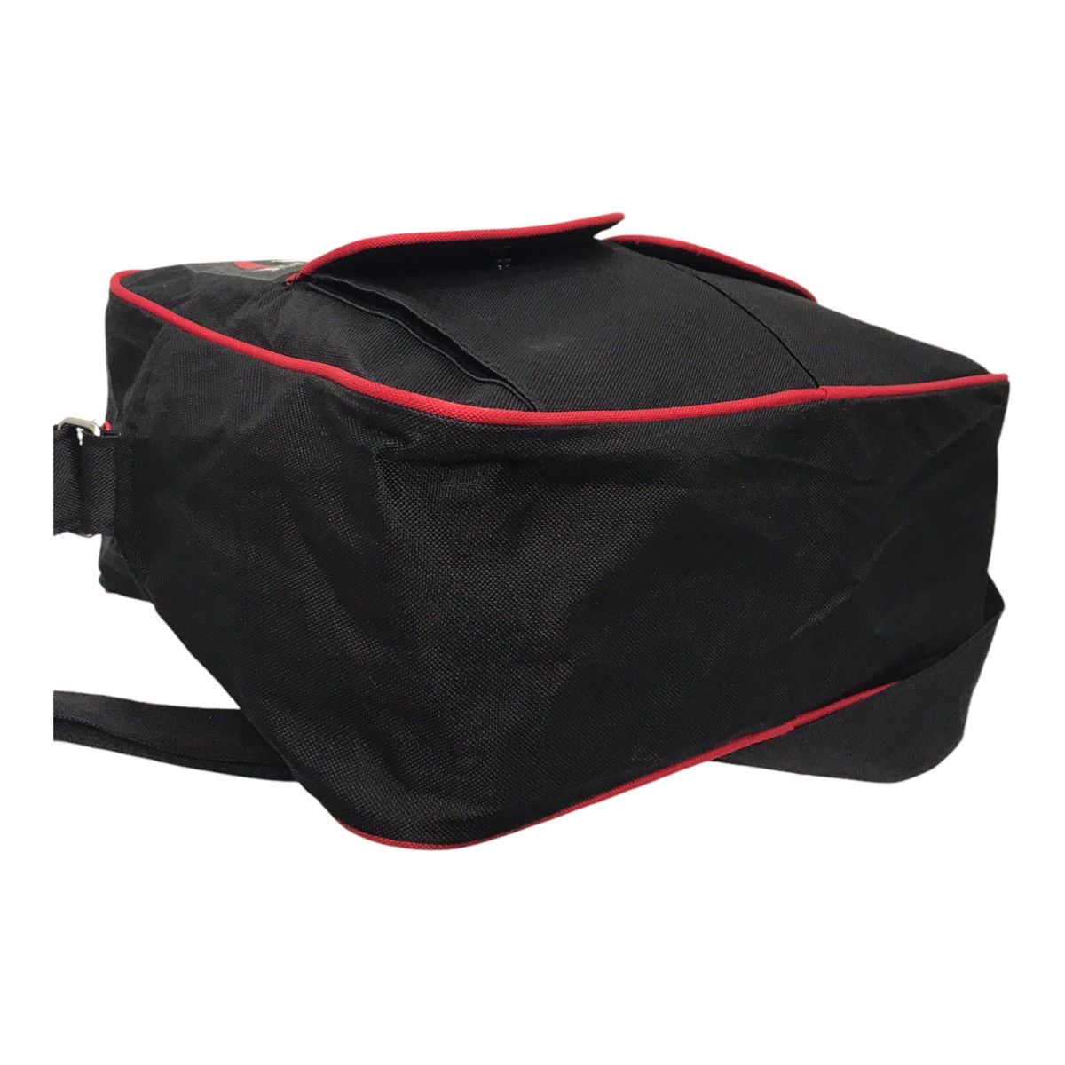 Anime × Japanese Brand × Vintage Emily Have Bad Trip Vintage Messenger Black Sling Bag Size ONE SIZE - 5 Thumbnail