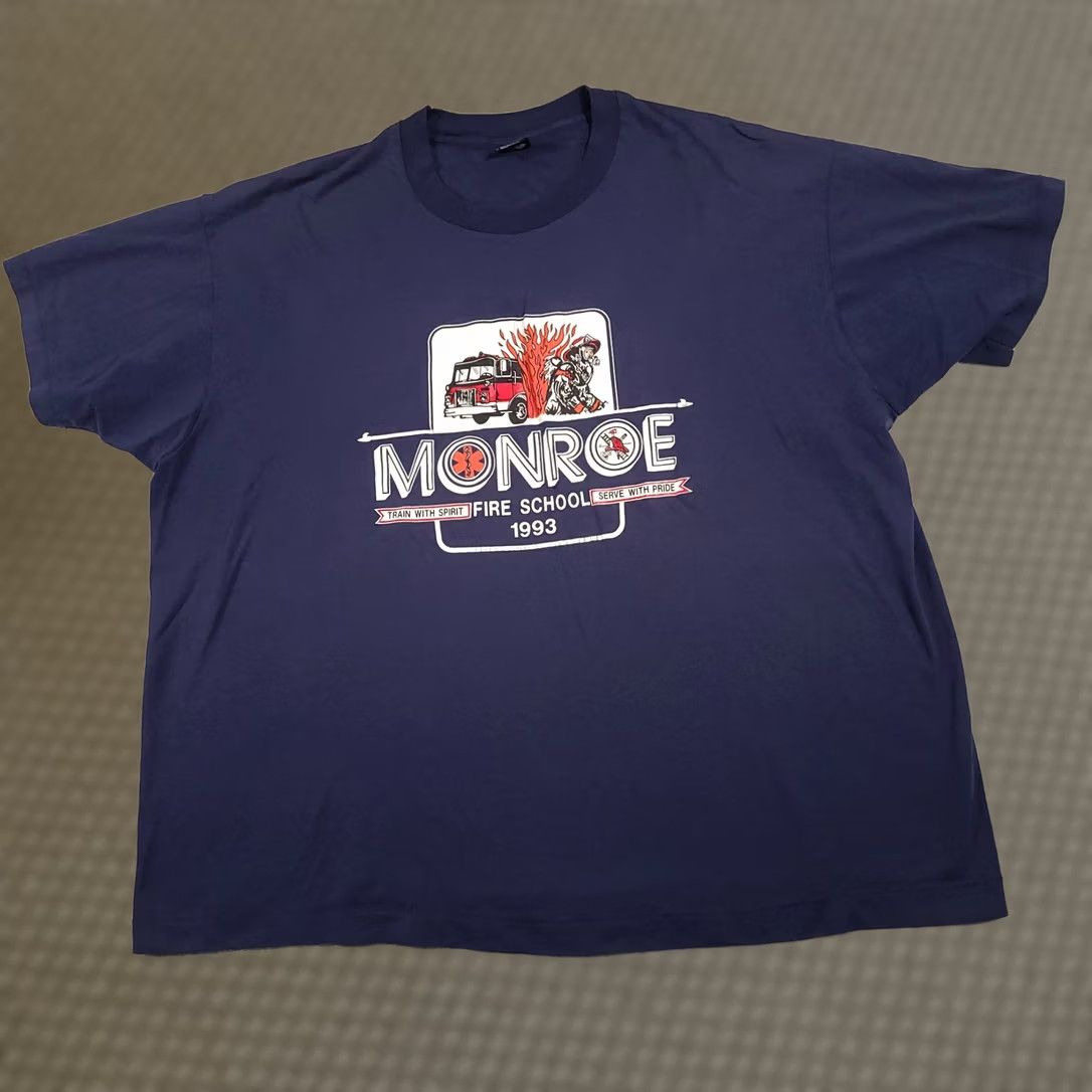 Fruit Of The Loom VINTAGE Monroe Fire School Shirt Mens 3XL Blue 1993 Firefighter Graphic USA 90s Size US XXL / EU 58 / 5 - 1 Thumbnail