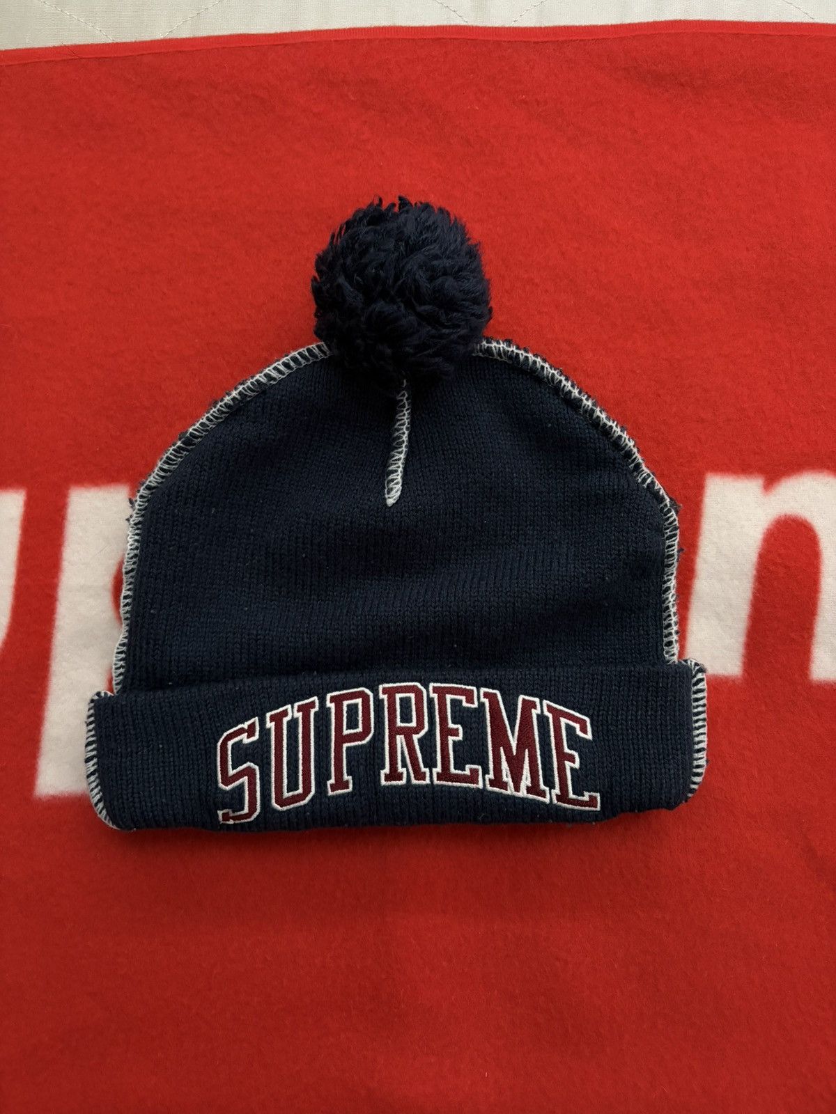 Supreme Supreme Contrast Stitch Beanie - Navy Size ONE SIZE - 1 Thumbnail