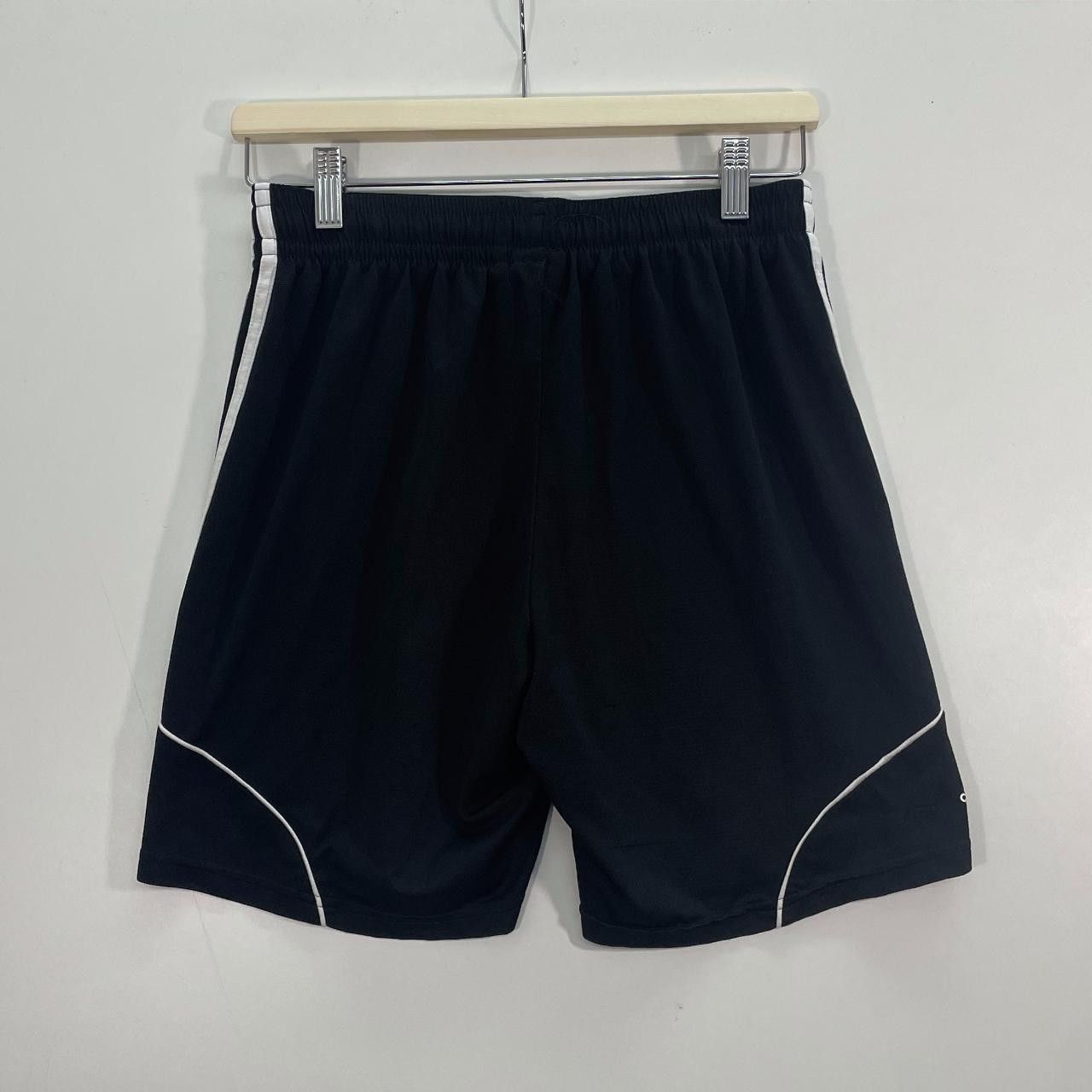 Adidas Adidas Gym Shorts Size US 30 / EU 46 - 3 Thumbnail
