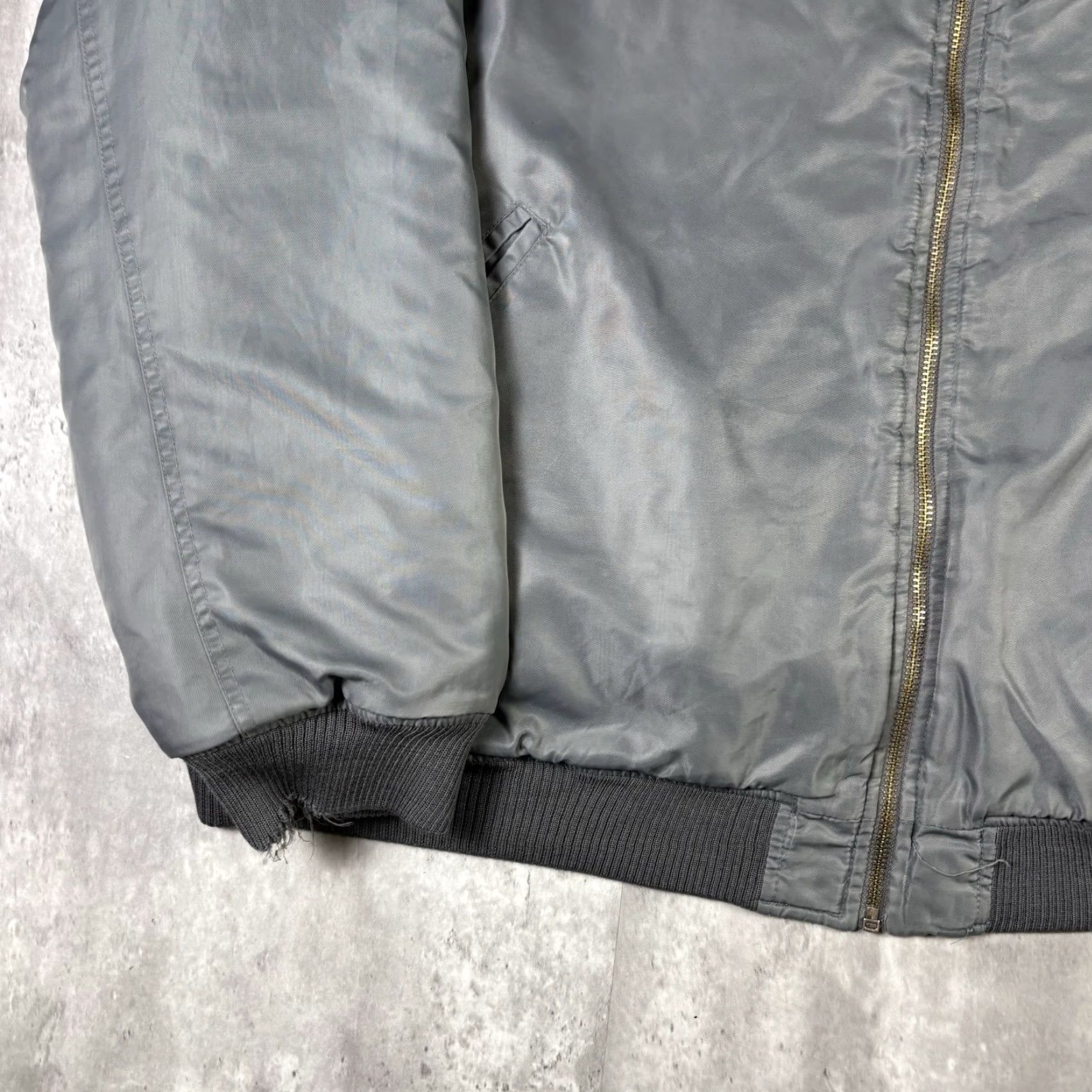 Sean John VINTAGE Sean John Bomber Jacket Gray Full Zip 2XL Mens 90s Military Style Size US XXL / EU 58 / 5 - 4 Thumbnail