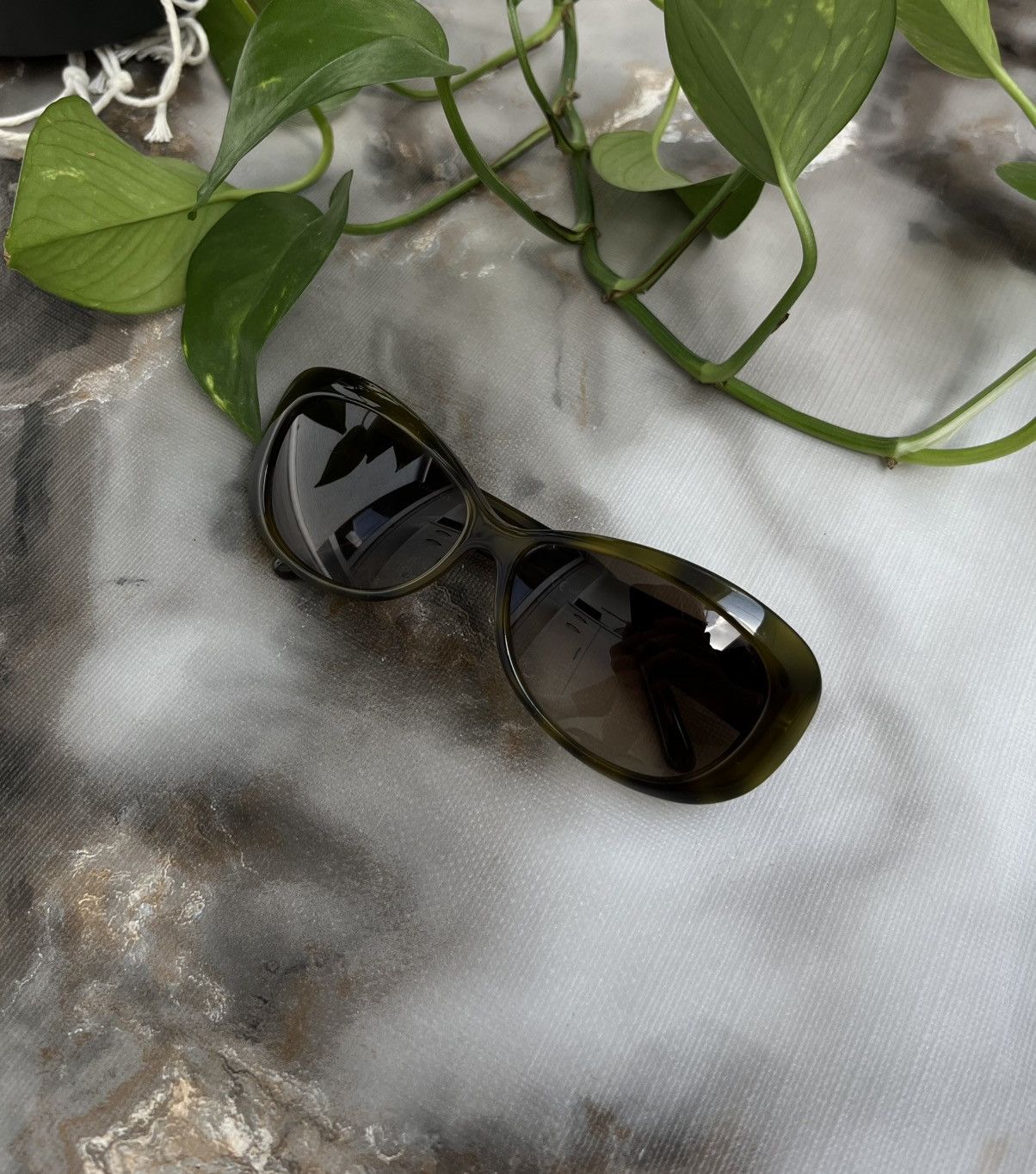 Gucci × Vintage Vintage Gucci Sunglasses Size ONE SIZE - 1 Thumbnail