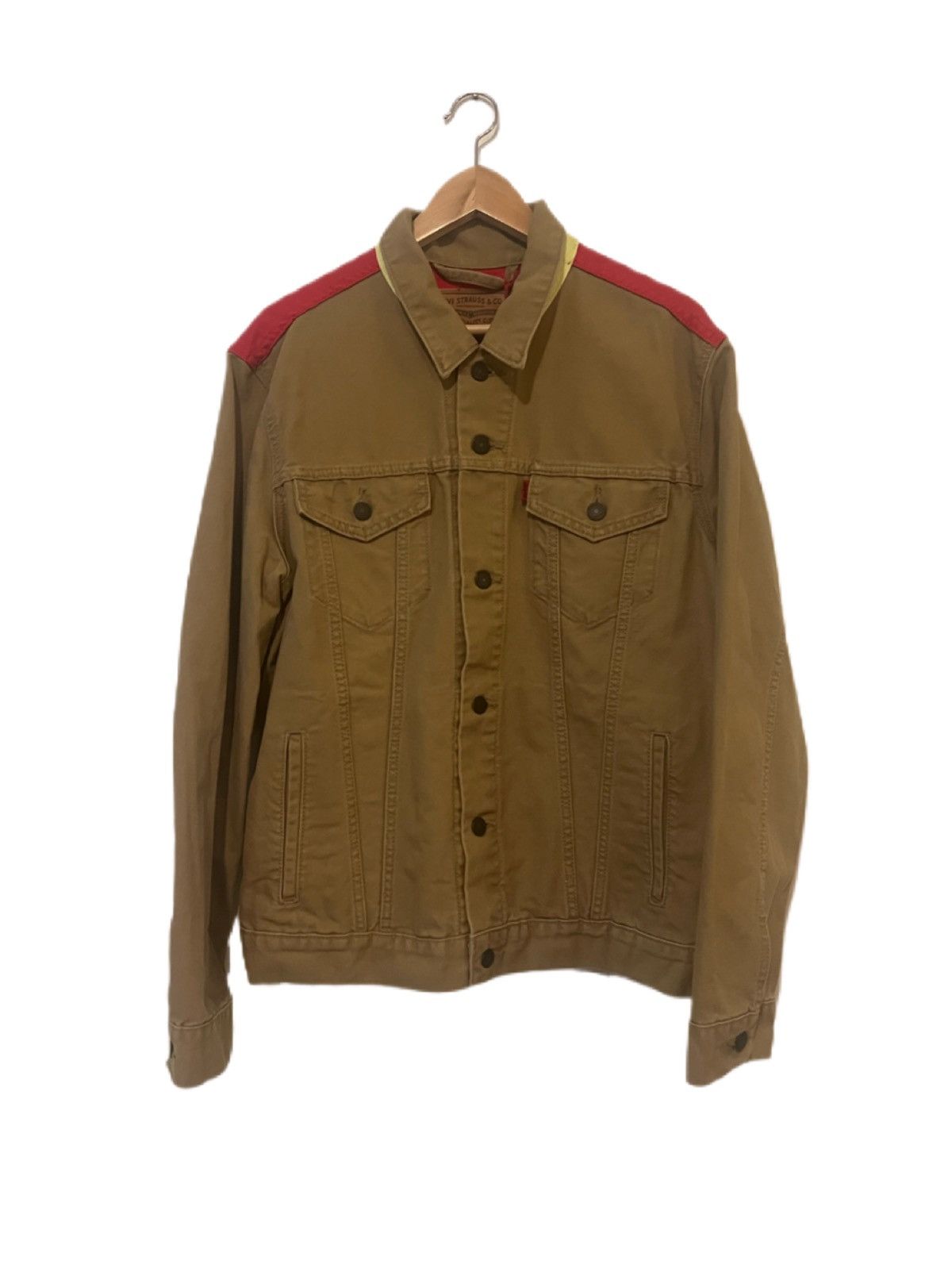 Levi's New limited edition UNIQUE Levi’s size L- tan/red/yellow Size US L / EU 52-54 / 3 - 1 Thumbnail