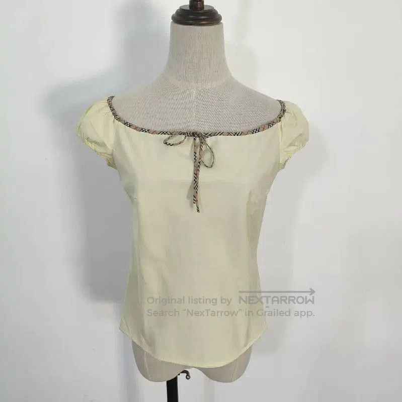 Burberry Burberry Summer Yellow Cotton Check T-shirt. Size M / US 6-8 / IT 42-44 - 1 Thumbnail