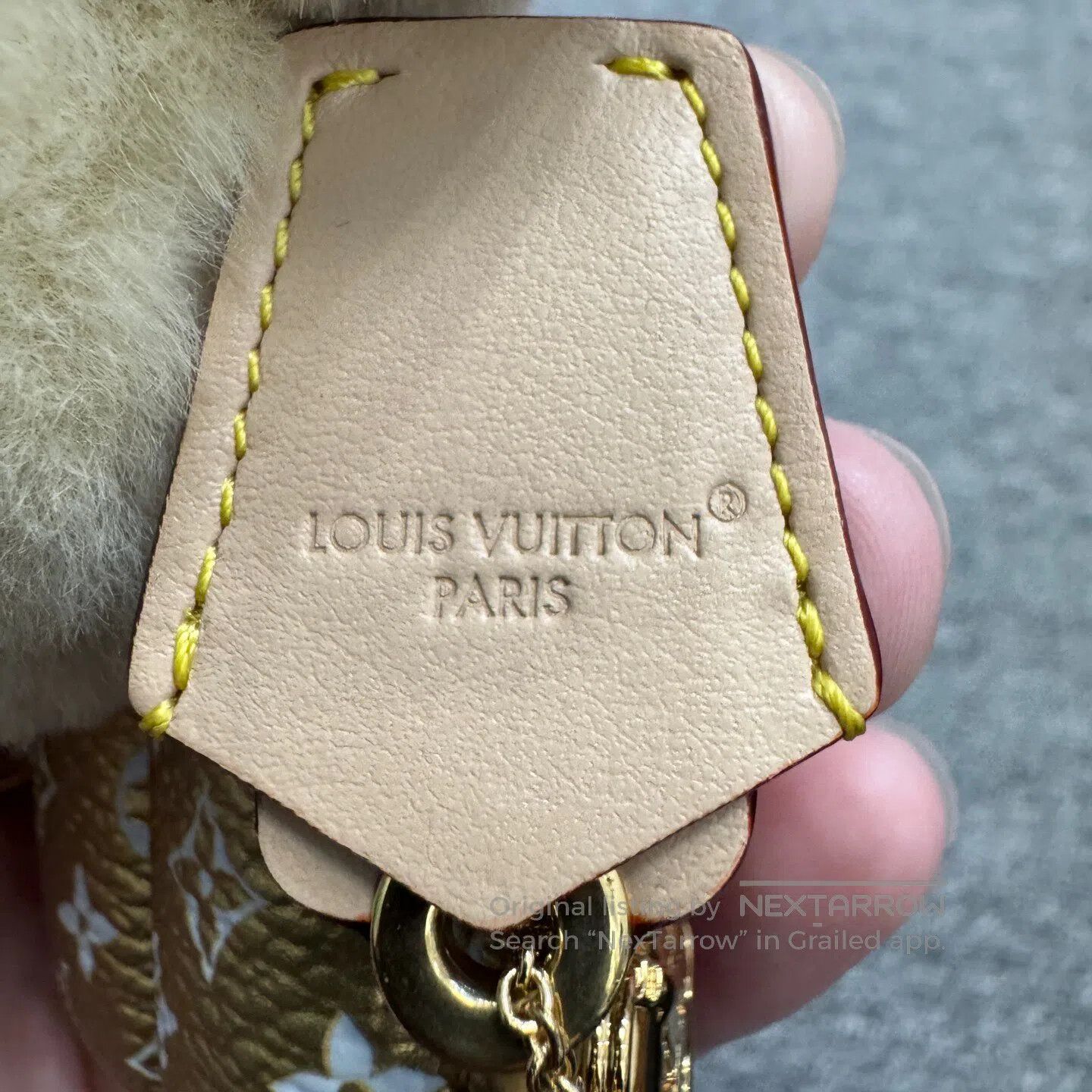 Louis Vuitton Louis Vuitton vivienne keychain| Size ONE SIZE - 3 Thumbnail