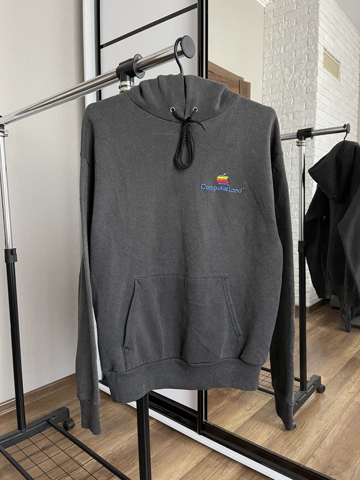 Apple Apple Computer Land Vintage Hoodie Pullover 90s Size US M / EU 48-50 / 2 - 3 Thumbnail