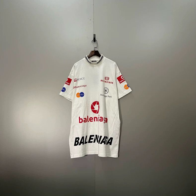 Balenciaga Balenciaga White monogram logo printed short sleeves Size US S / EU 44-46 / 1 - 1 Thumbnail
