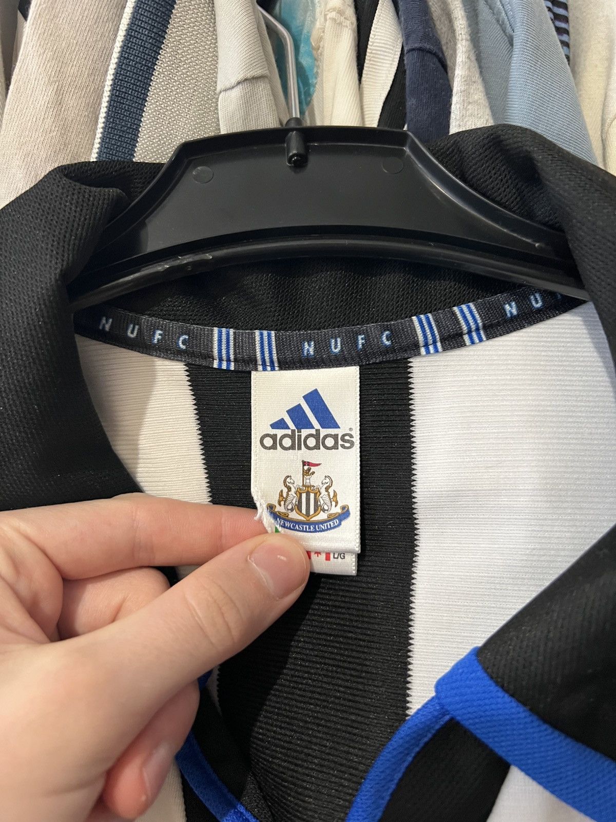 Adidas × Vintage 1999/2000 VINTAGE ADIDAS NEWCASTLE UNITED HOME FOOTBAL SHIRT Size US L / EU 52-54 / 3 - 10 Thumbnail